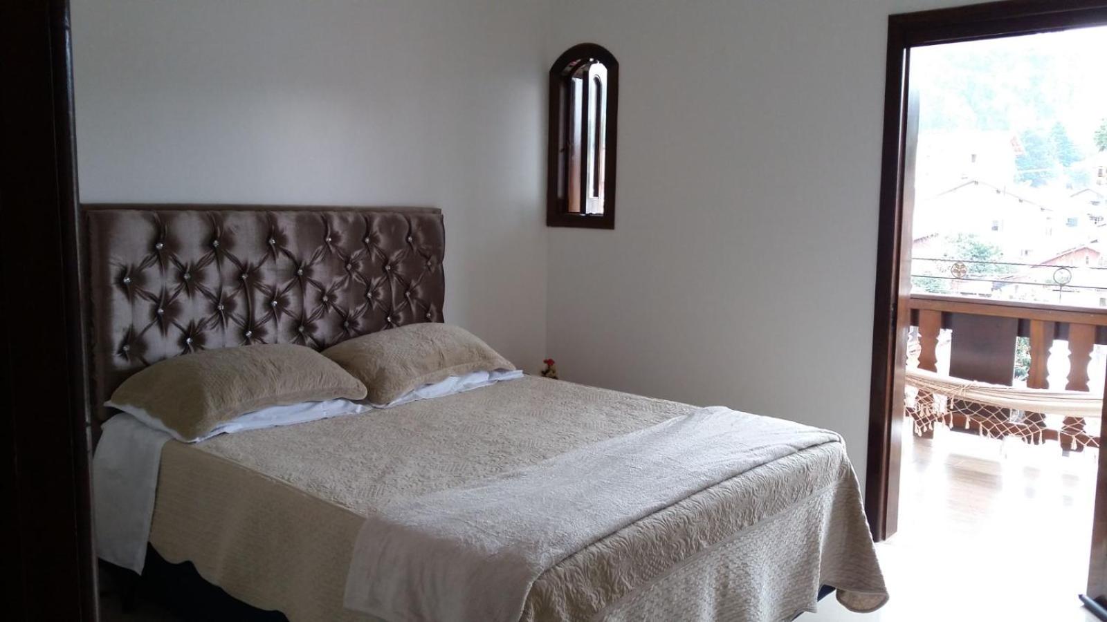 Hospedagem da Escultora