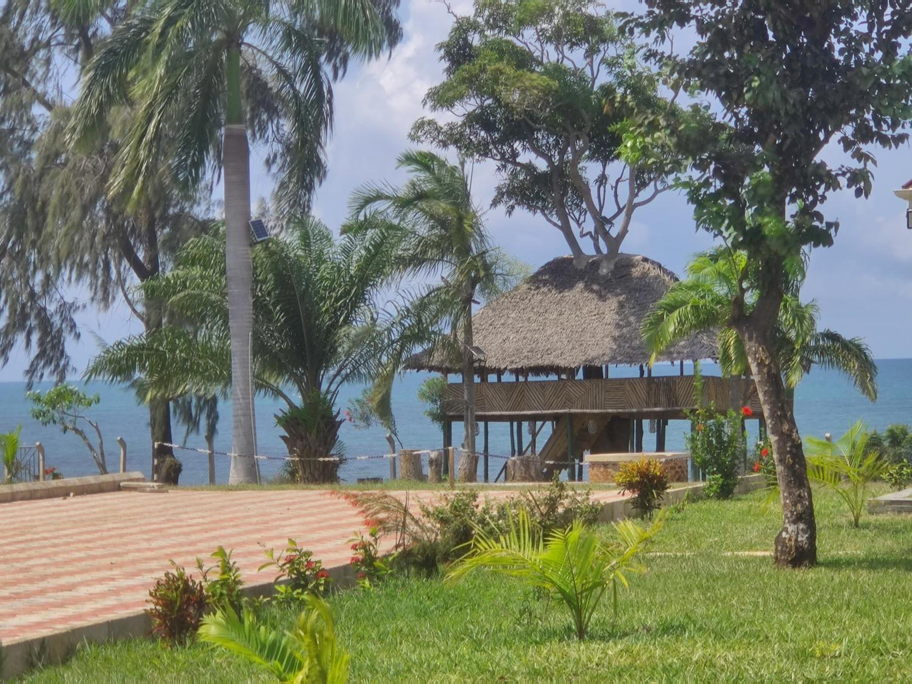 Mwambani Beach Villas (Tanga) view 2
