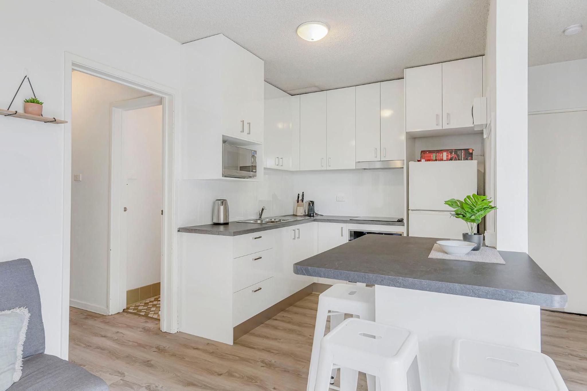 Flynns Beach Apartments 5 41 Pacific Drive