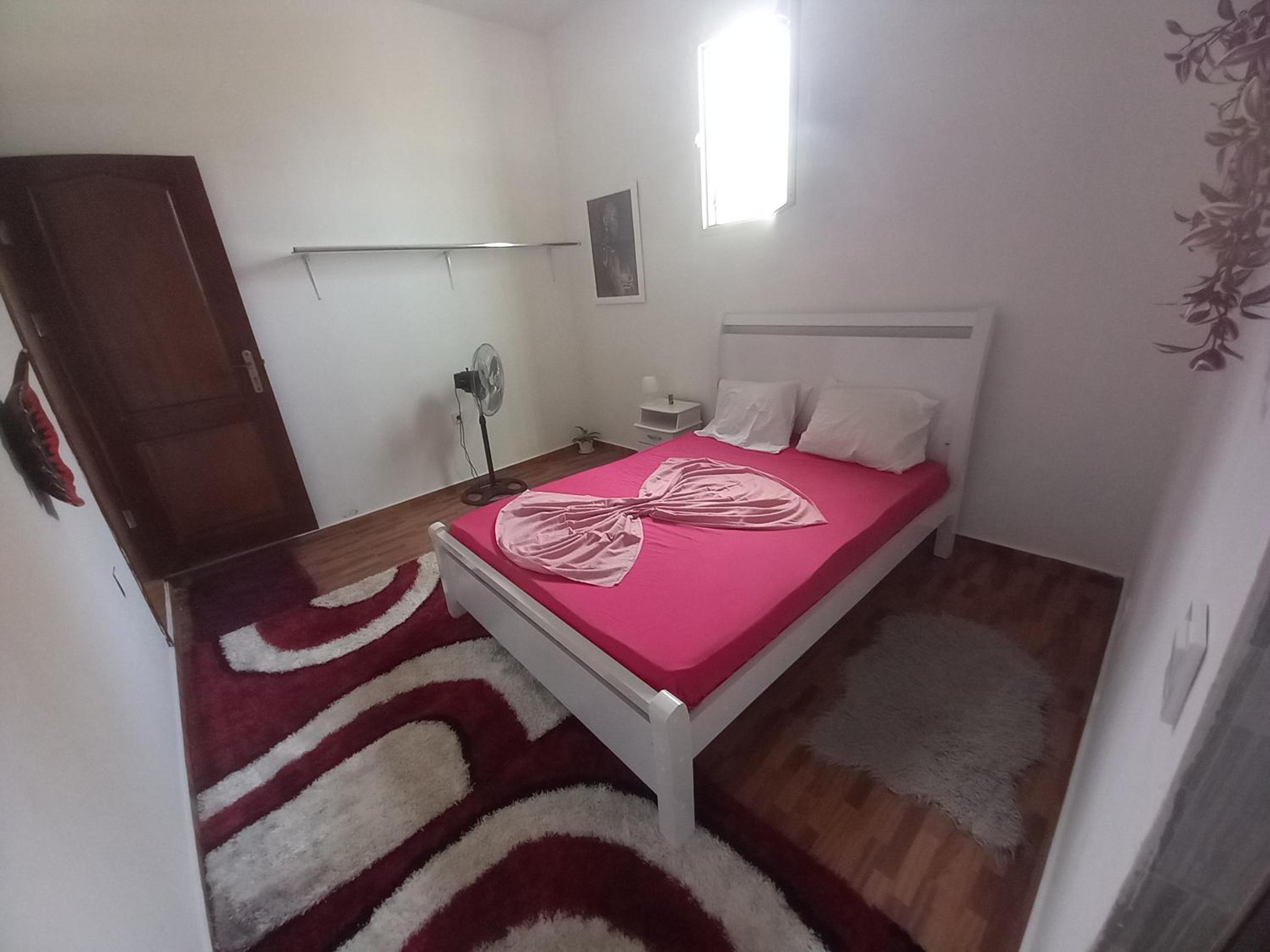Tarrafal House