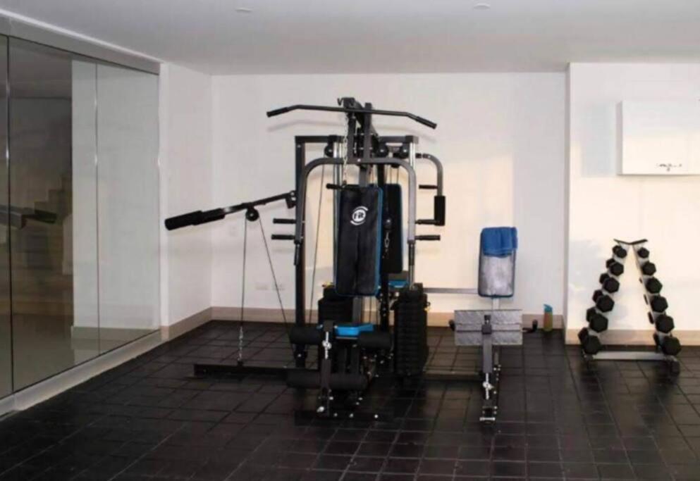 Palmeto Sunset Moderno frente al Mar piso 26 Pisina, Gym, Jacuzzi