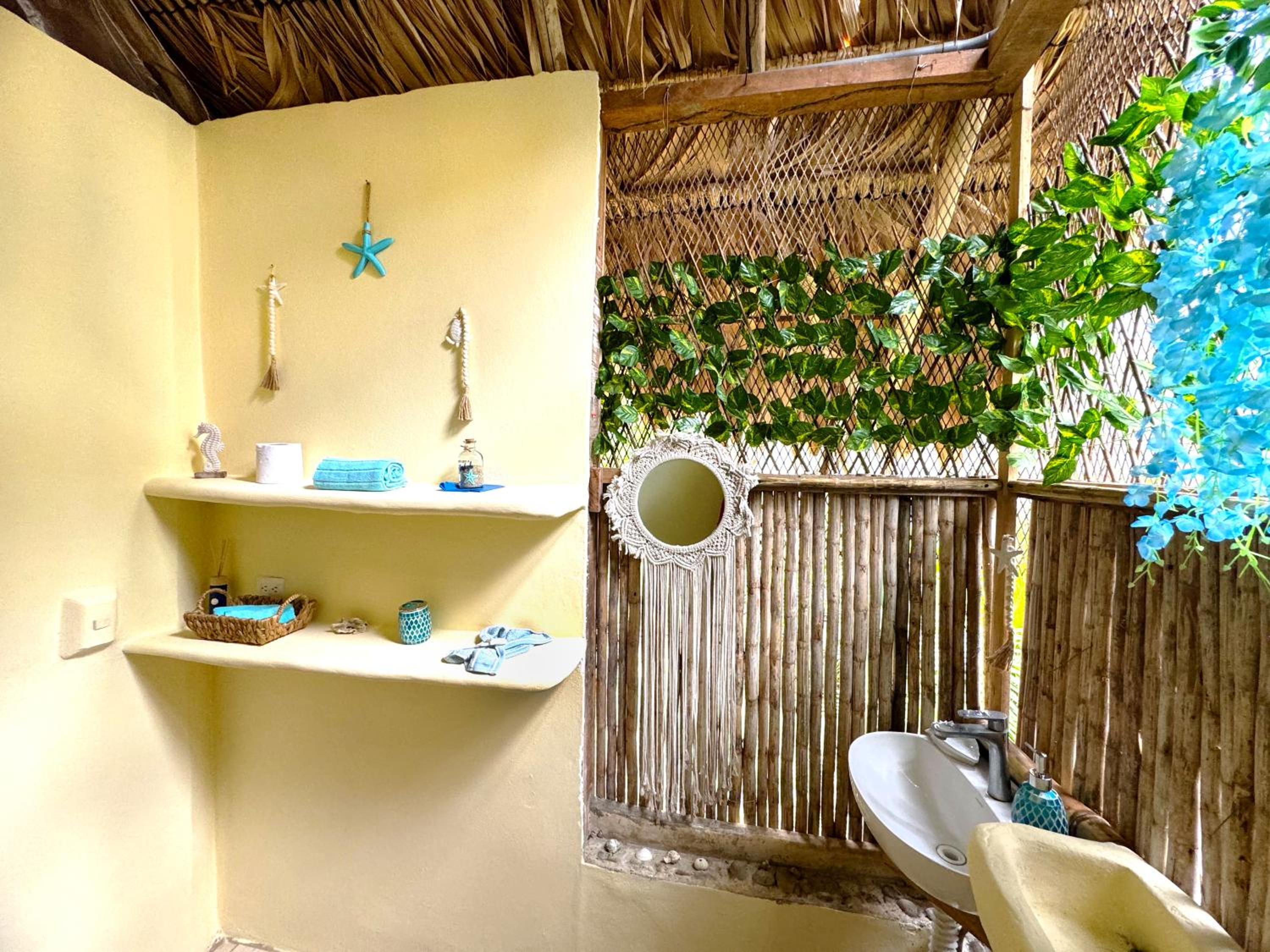 Tiki-Ti Tahitian Style Bungalows