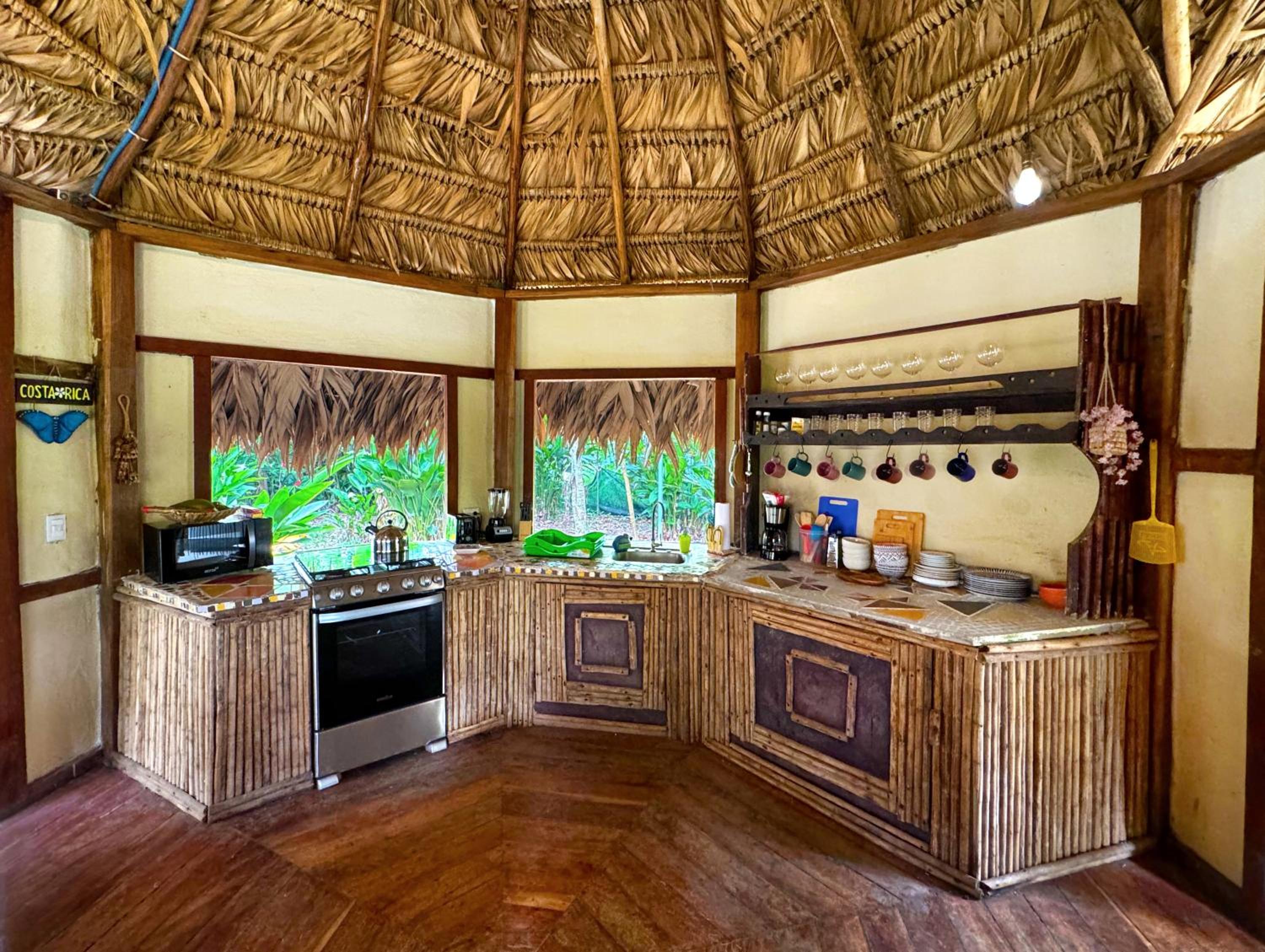 Tiki-Ti Tahitian Style Bungalows