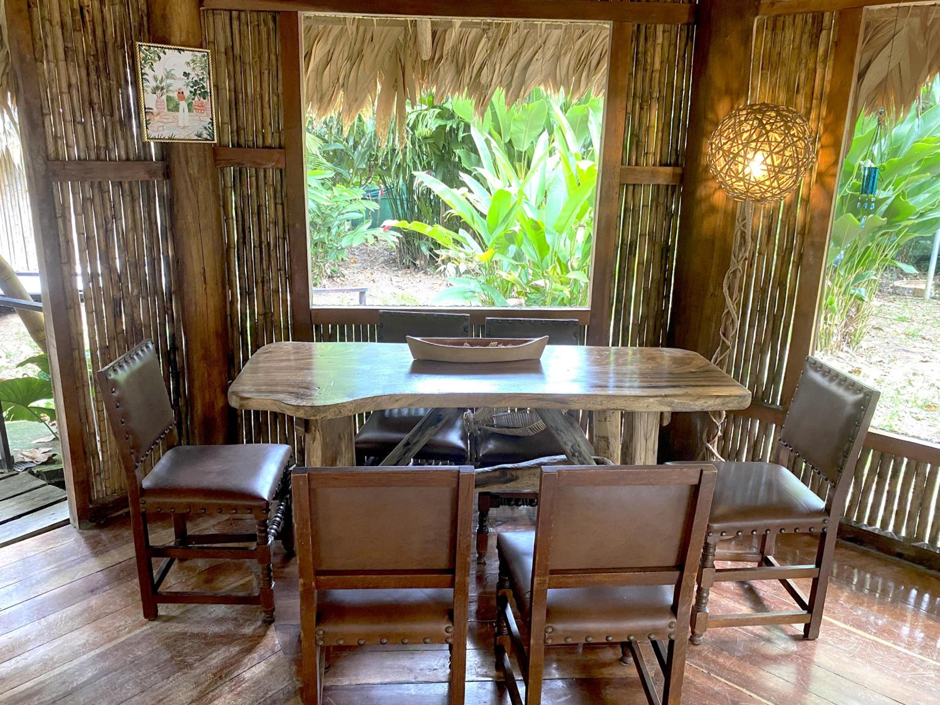 Tiki-Ti Tahitian Style Bungalows