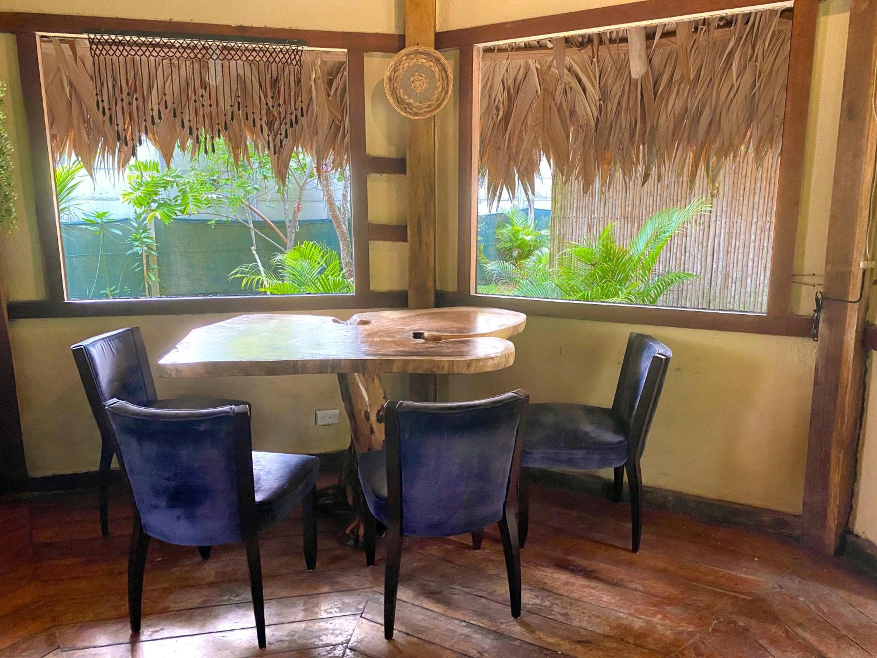 Tiki-Ti Tahitian Style Bungalows
