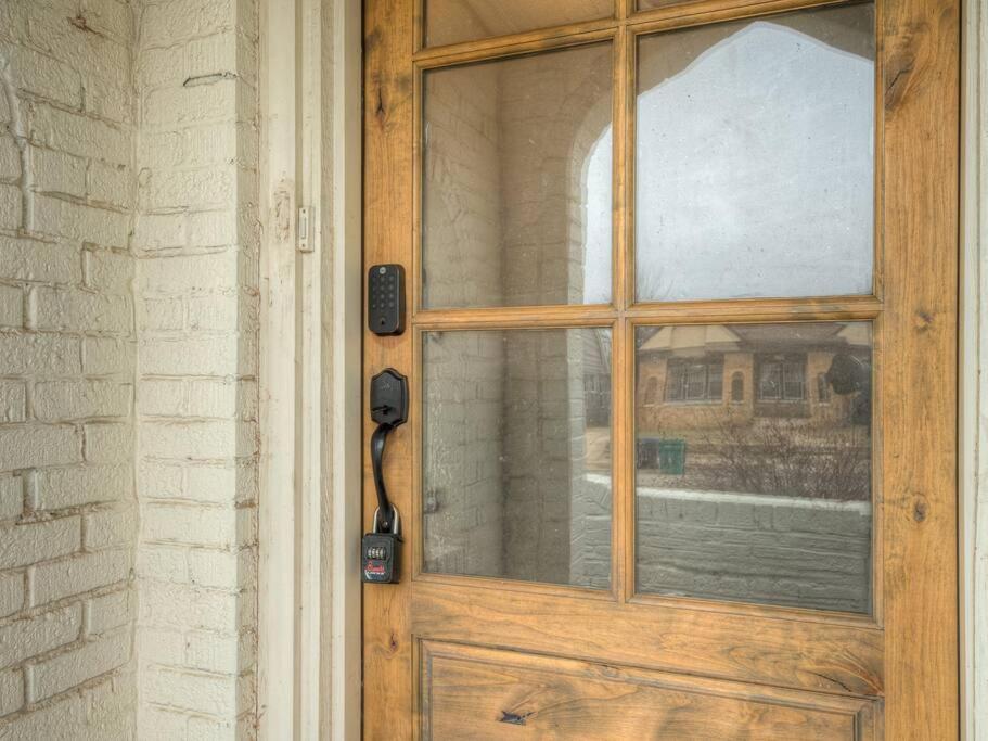 Crafty Casita in Gatewood - 3 bed 2 bath charming historic home view 2
