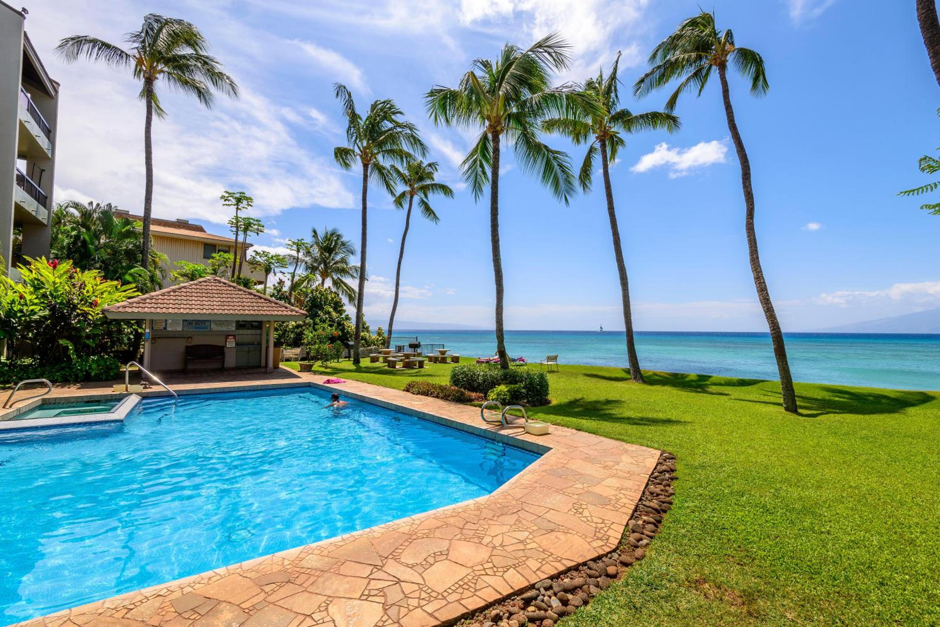 Hale Mahina A207 · HM A207 Spacious OceanFront 1BD w Ocean View