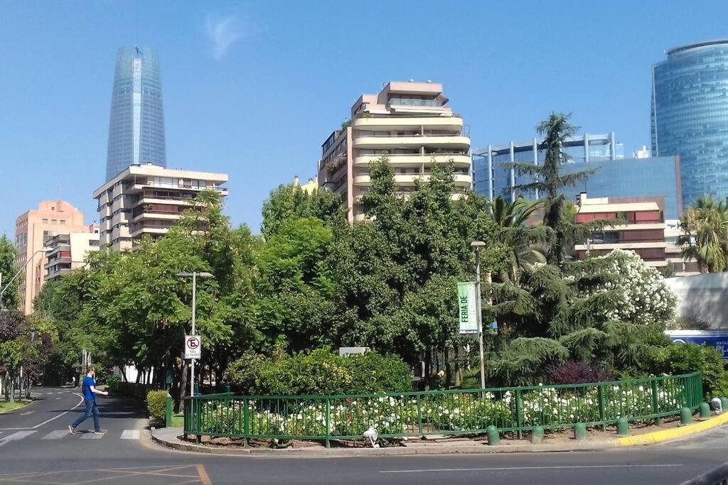 Jardín privado para familias y trabajo