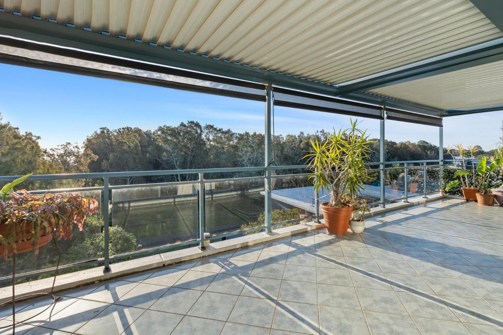 Lakeside Glass House