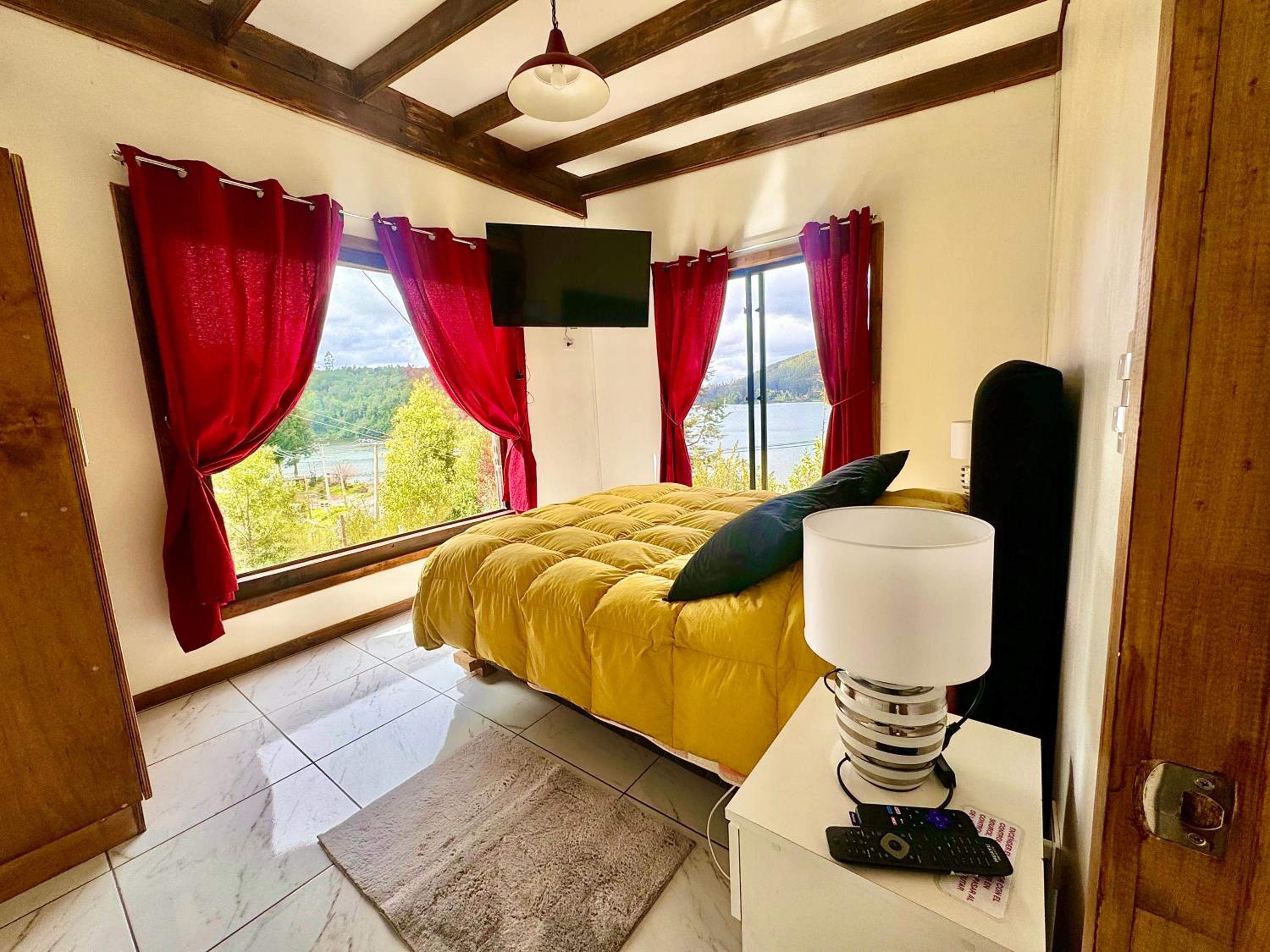 Cabaña nueva con vista al rio N3