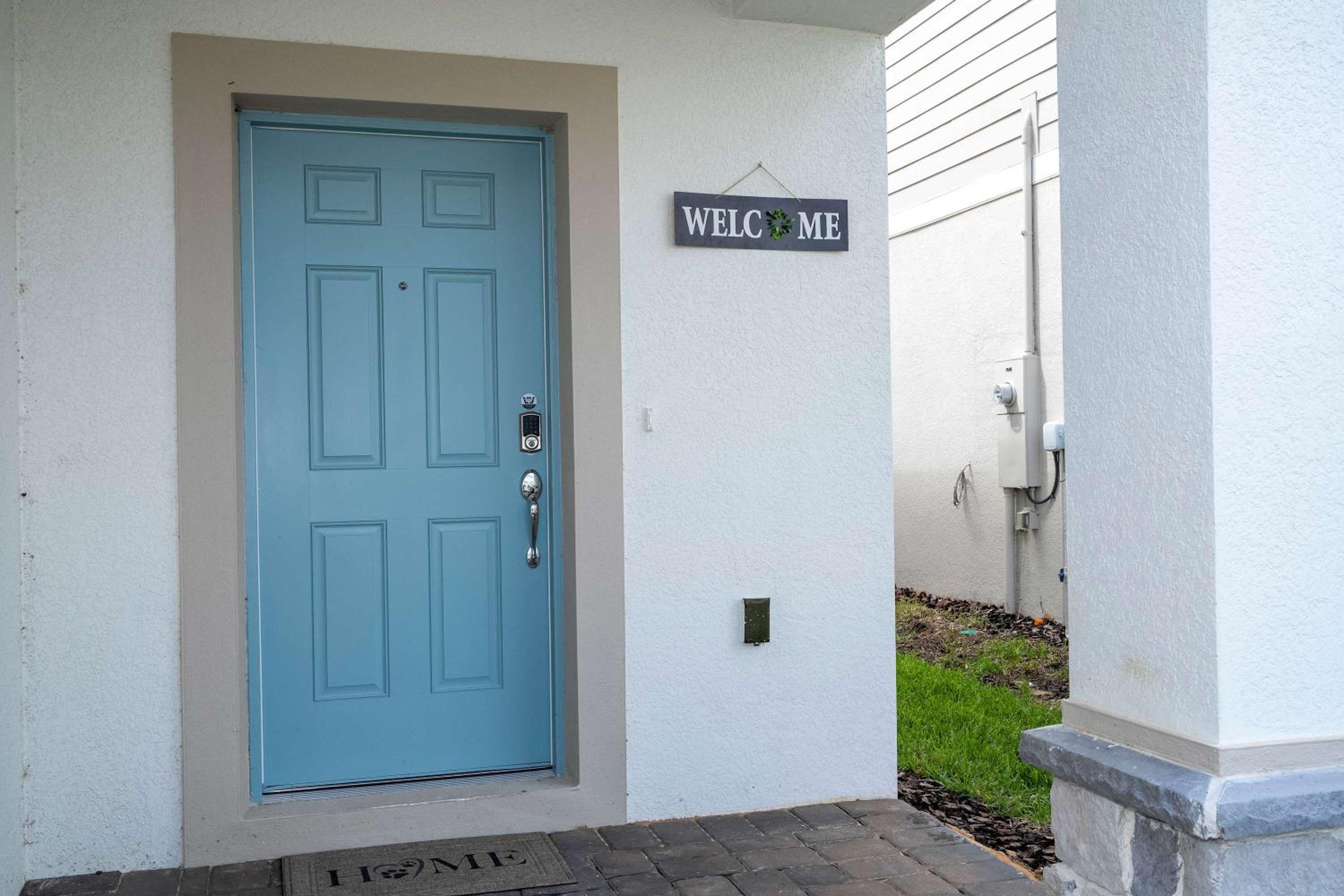 Stunning 7Bd Jacuzzi Pool & Close to Disney at Windsor Cay 16217