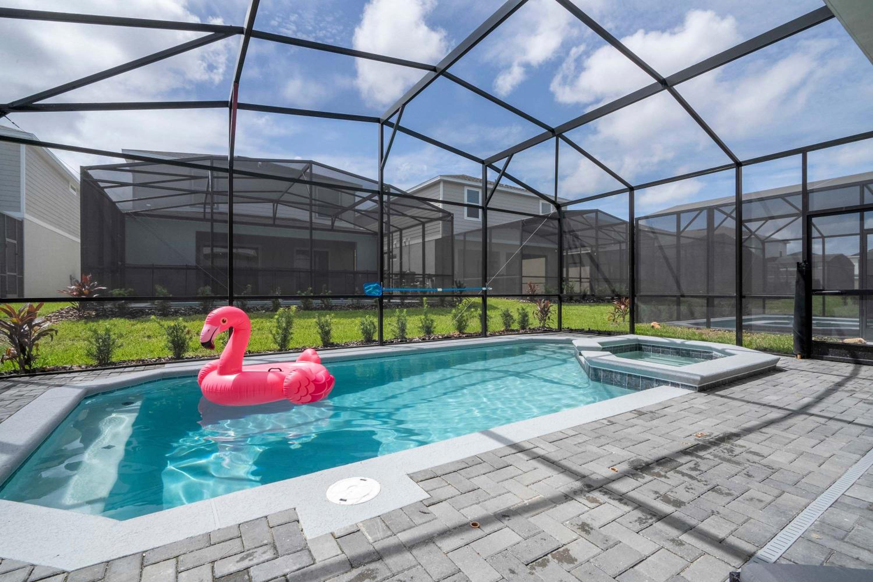 Stunning 7Bd Jacuzzi Pool & Close to Disney at Windsor Cay 16217
