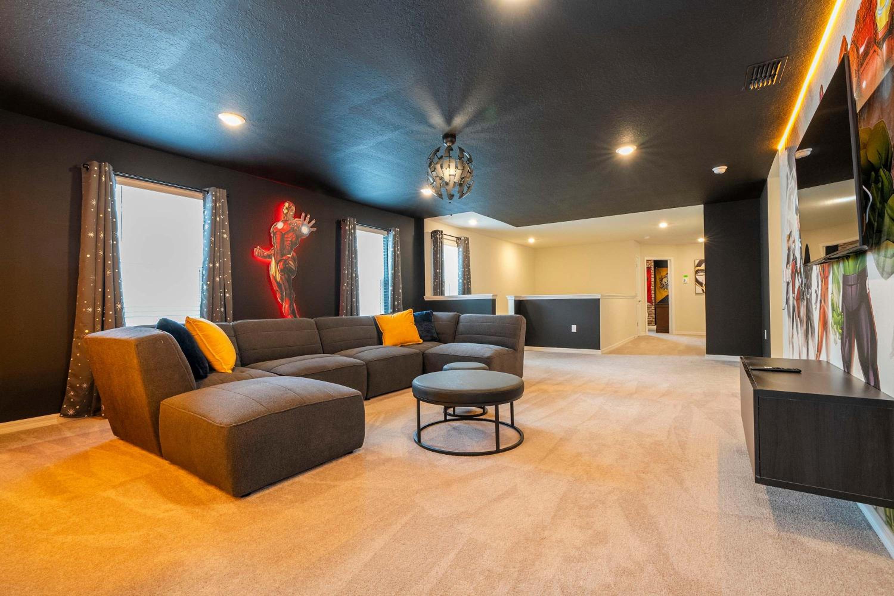 Stunning 7Bd Jacuzzi Pool & Close to Disney at Windsor Cay 16217