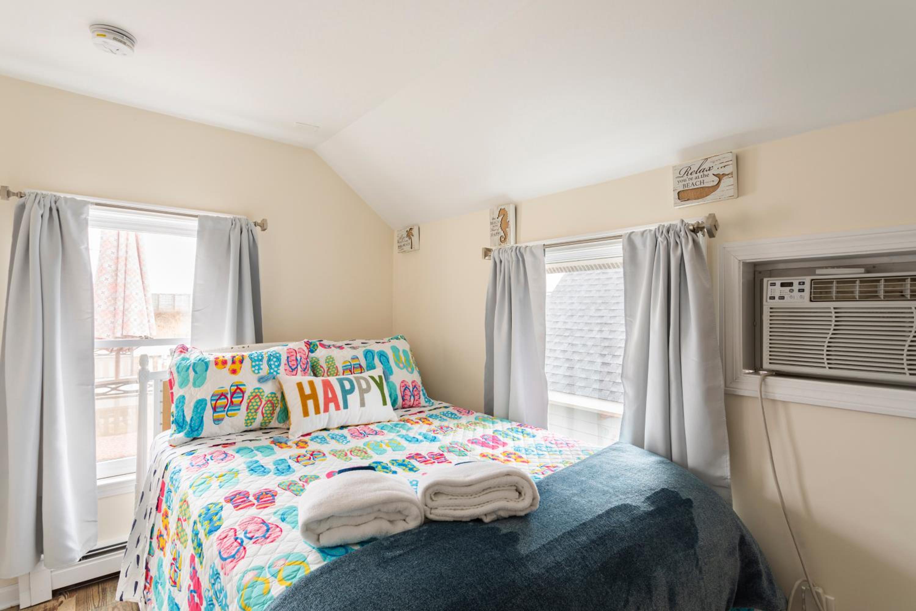 Charming Fairfield Cottage By The Sea - Property Image 8