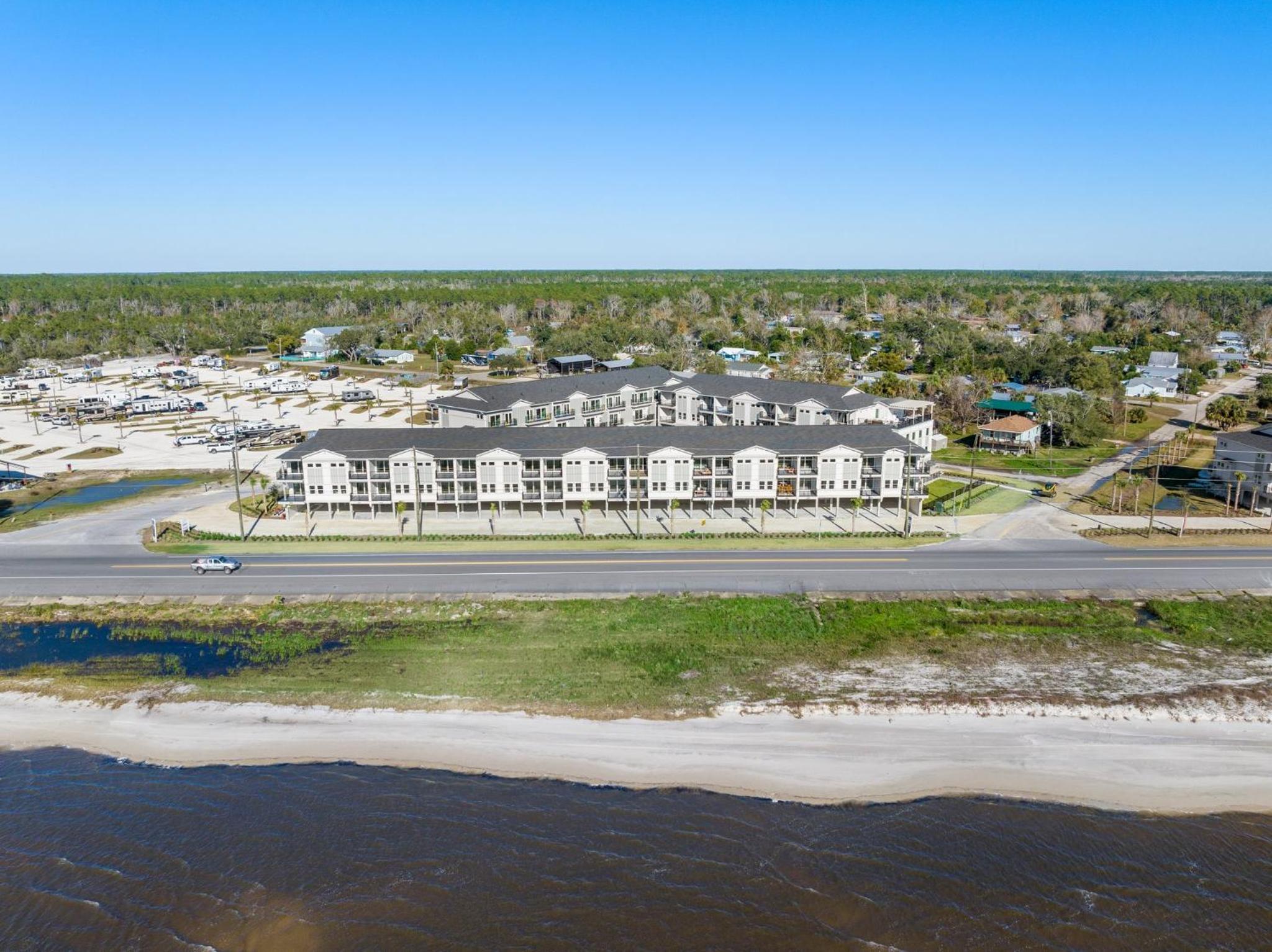 Woofs and Waves by Pristine Properties Vacation Rentals