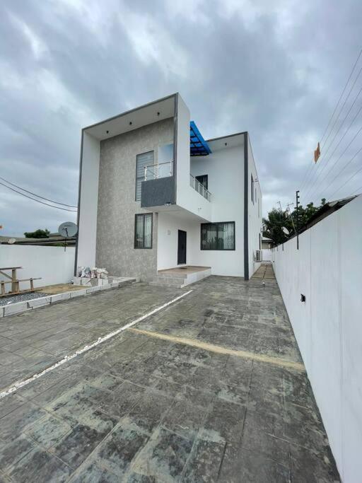 Victoria Villa
