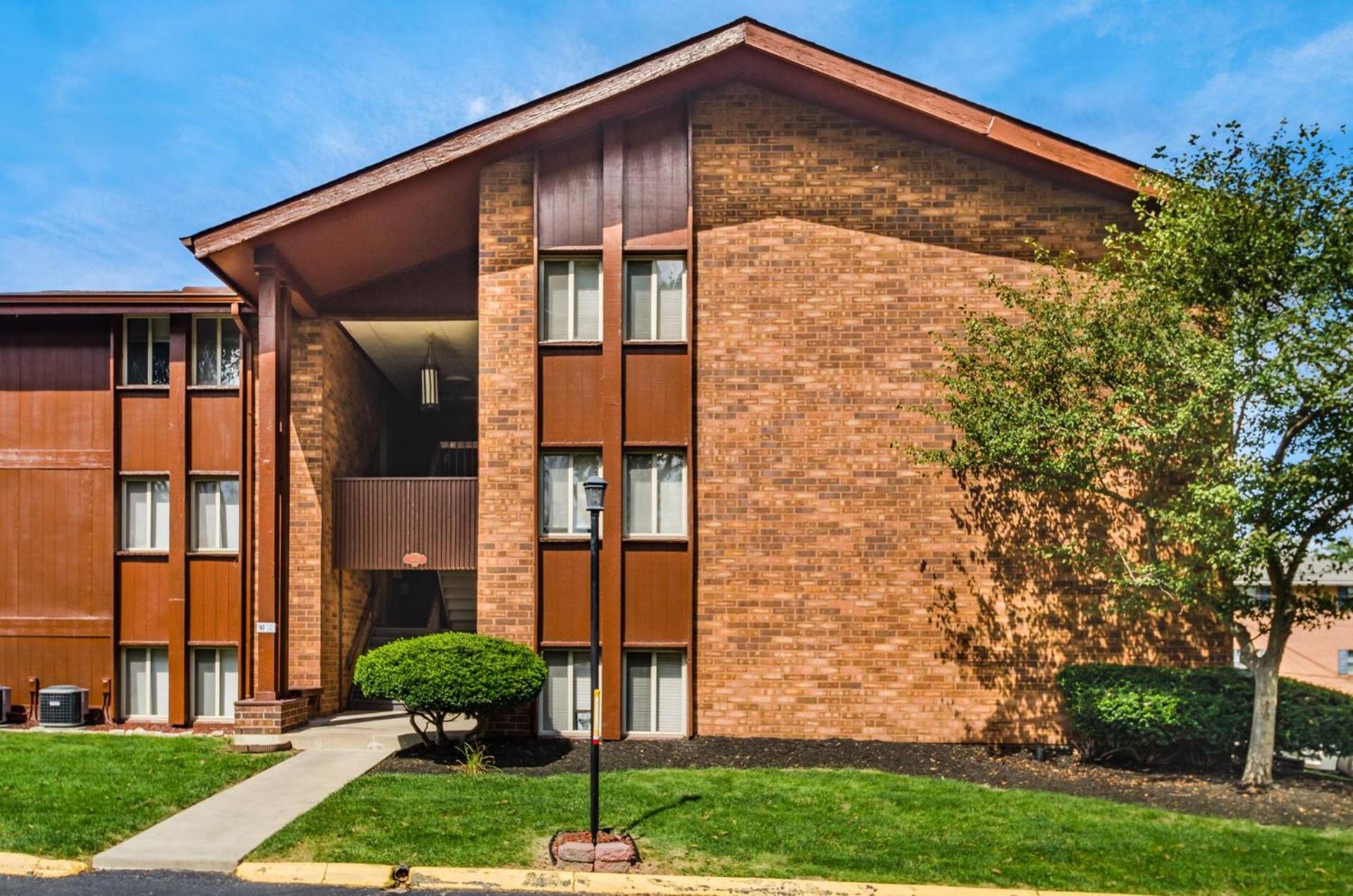 Hancock Park, Resort Style Apartment Near OSU, free WIFI view 2