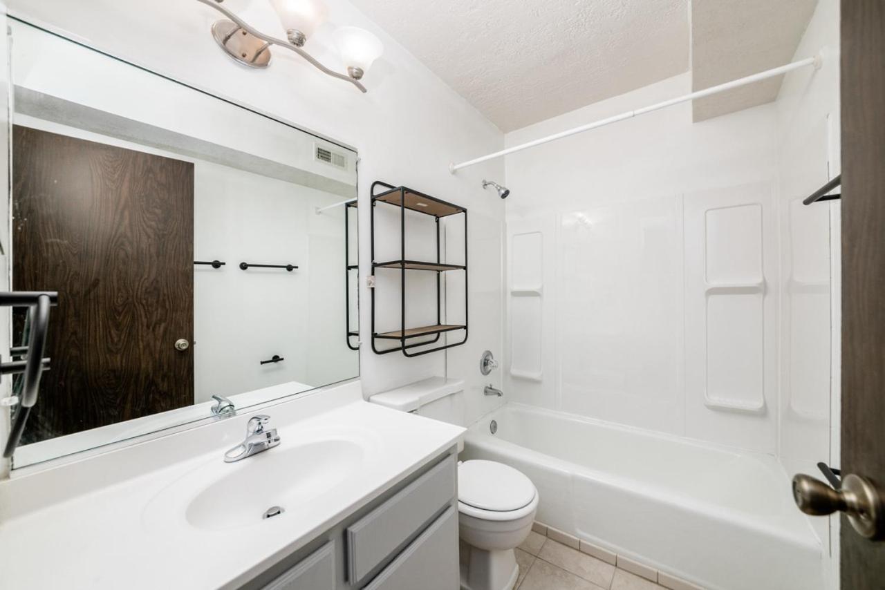 Hancock Park, Resort Style Apartment Near OSU, free WIFI view 5