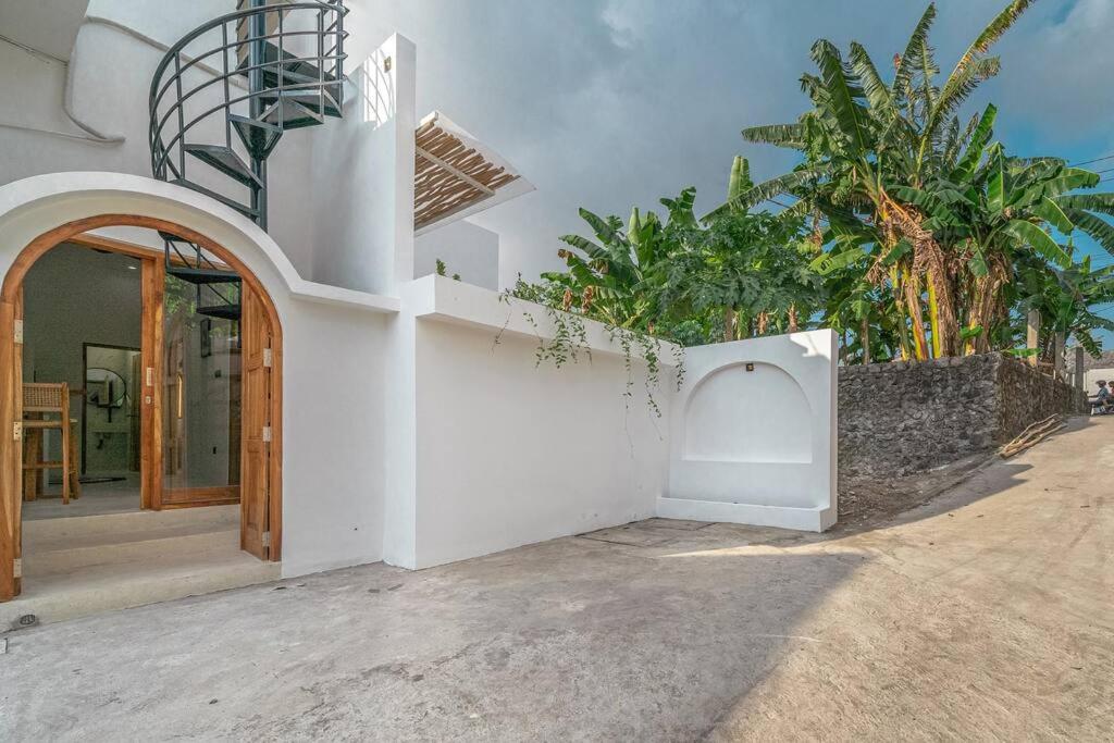 Casa Solera brand new 2 BR Villa in Babakan view 2