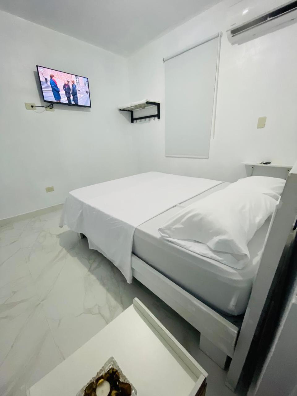 B Hotel
