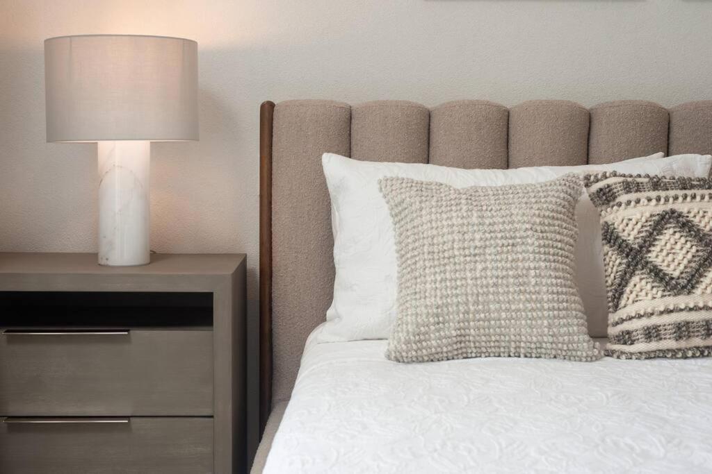 2 bed Porters home with pool & beach Azzurro 5