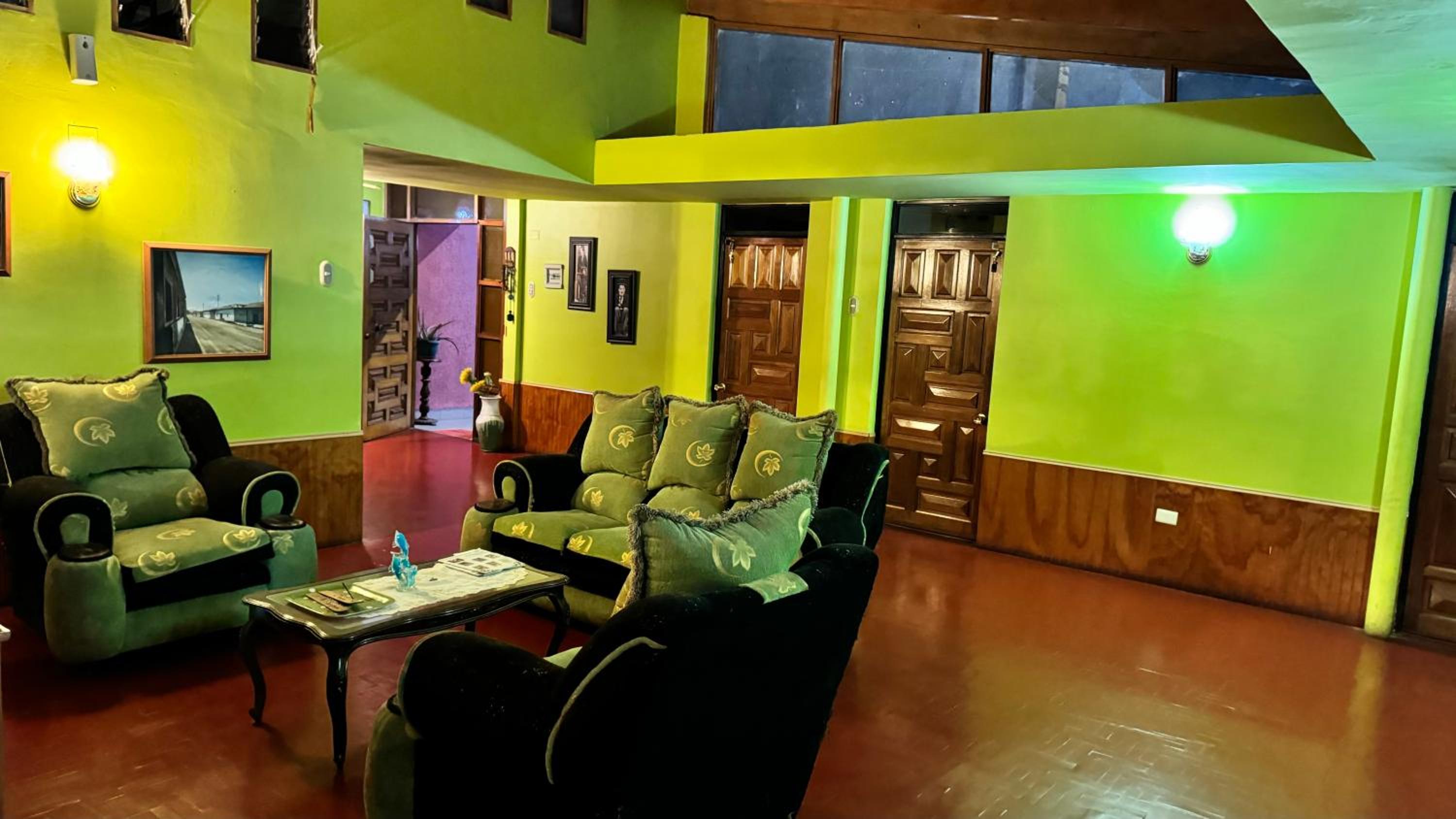 lounge