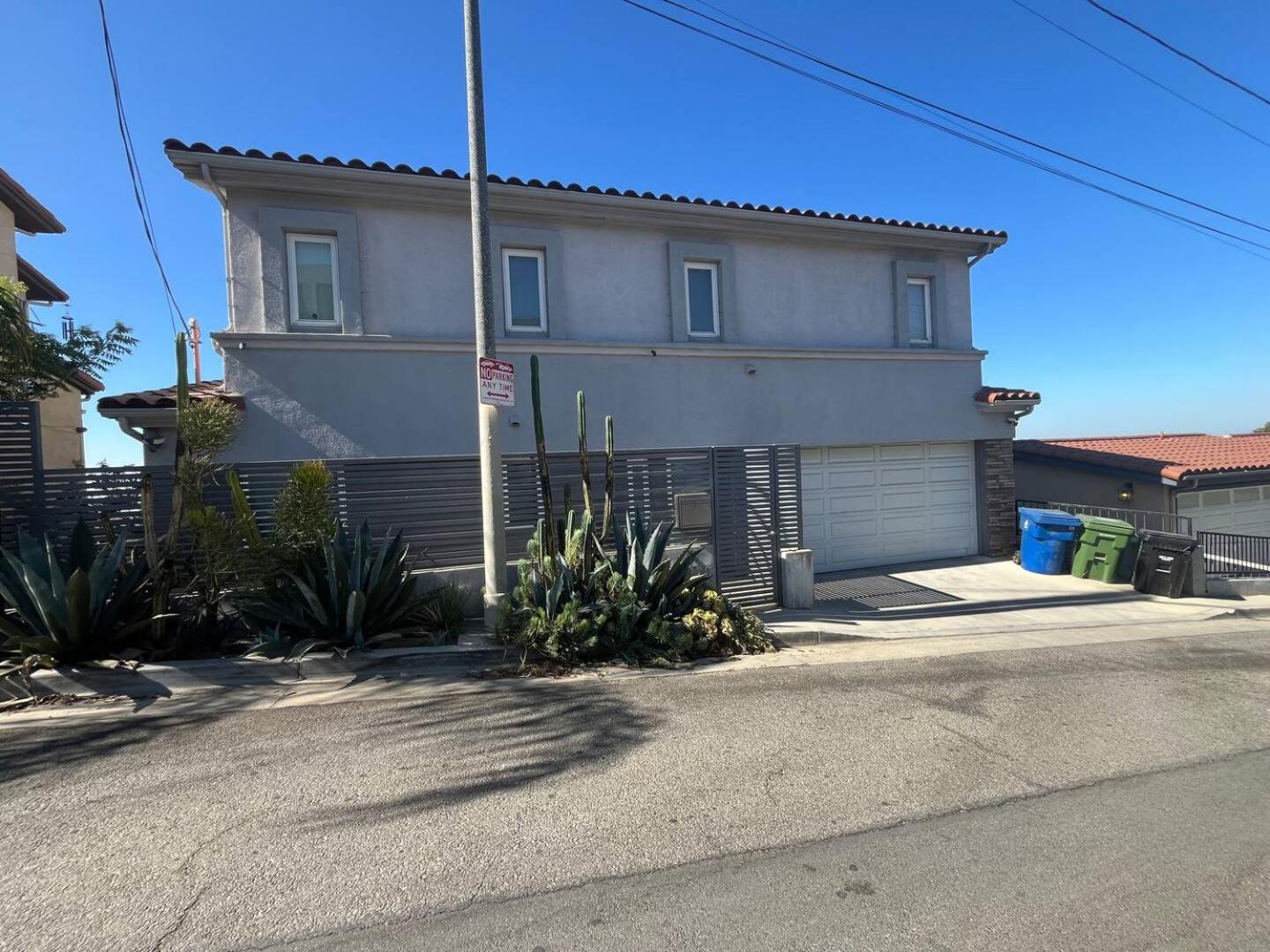 Hillside Close To Dtla 3br Stunning Views