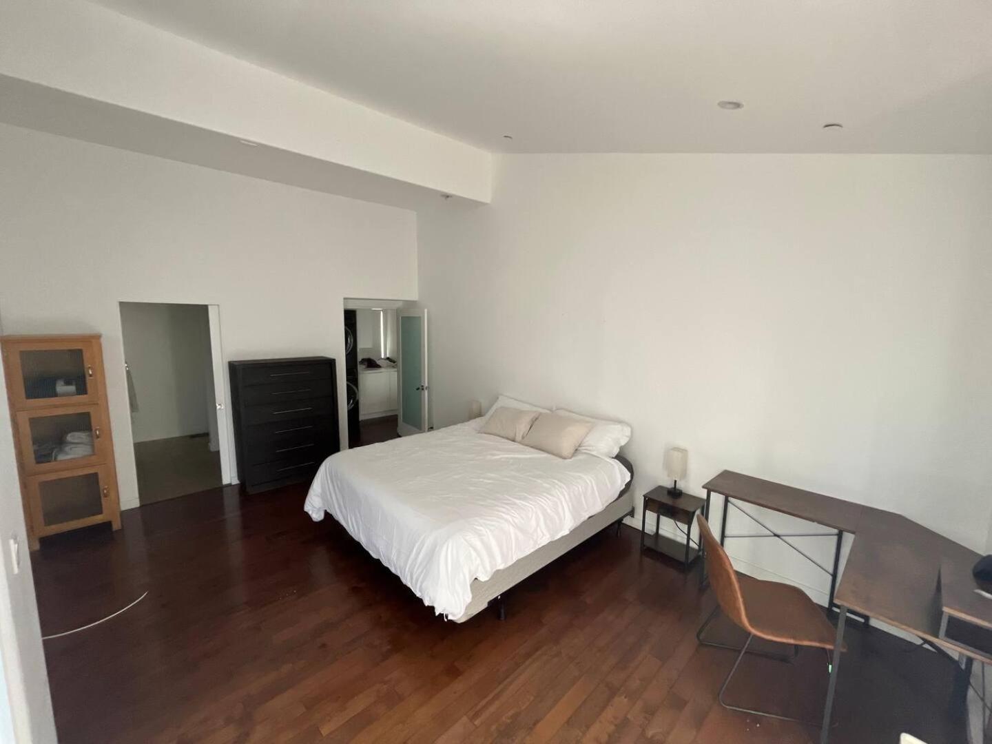 Hillside Close To Dtla 3br Stunning Views