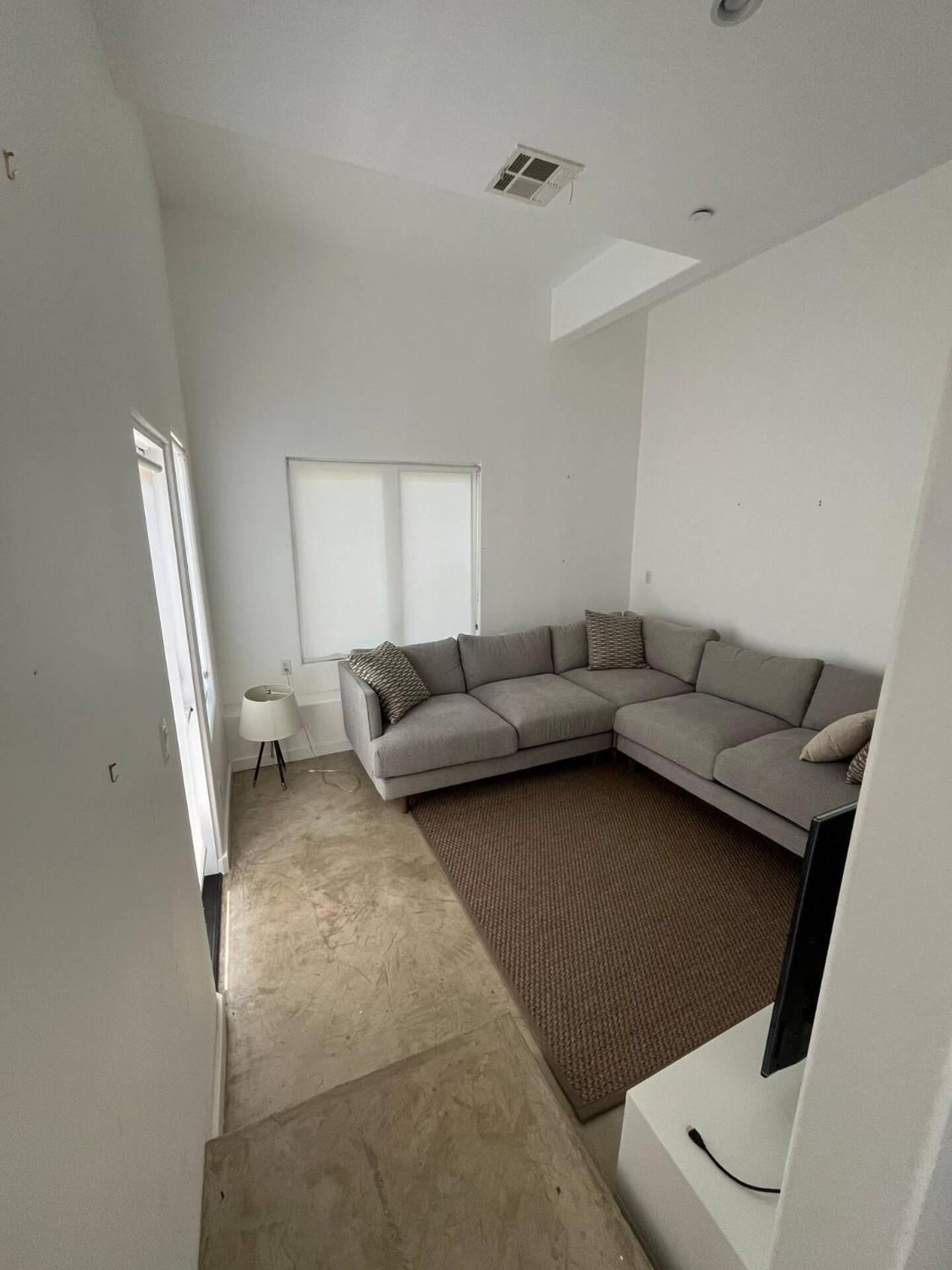 Hillside Close To Dtla 3br Stunning Views