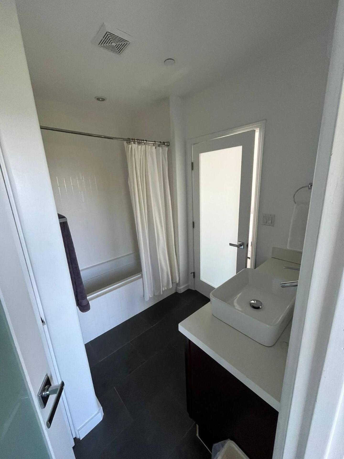 Hillside Close To Dtla 3br Stunning Views