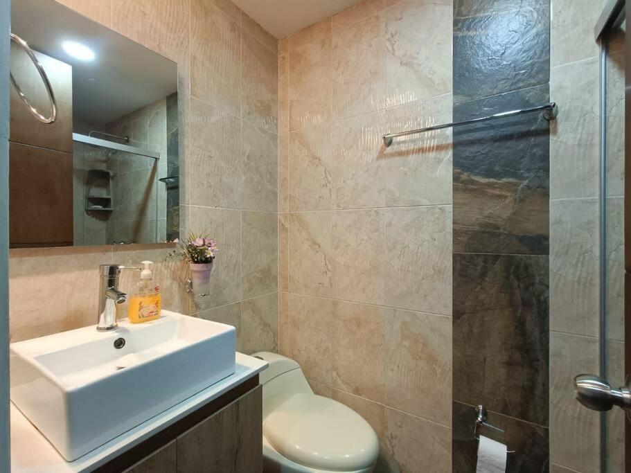 Comfortable Apt Envigado 3 Rooms 5 Beds