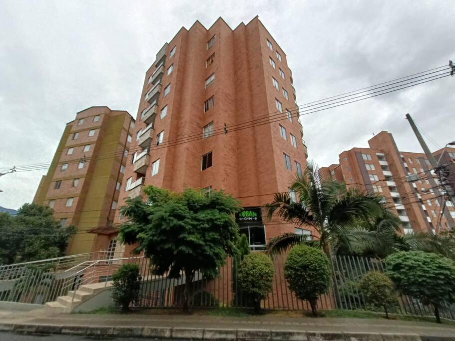 Comfortable Apt Envigado 3 Rooms 5 Beds