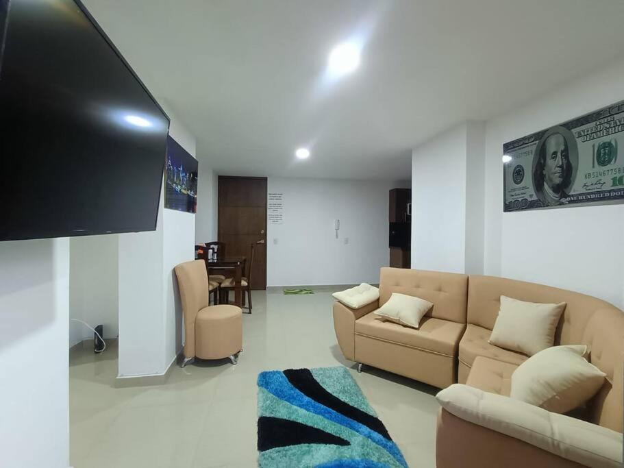 Comfortable Apt Envigado 3 Rooms 5 Beds