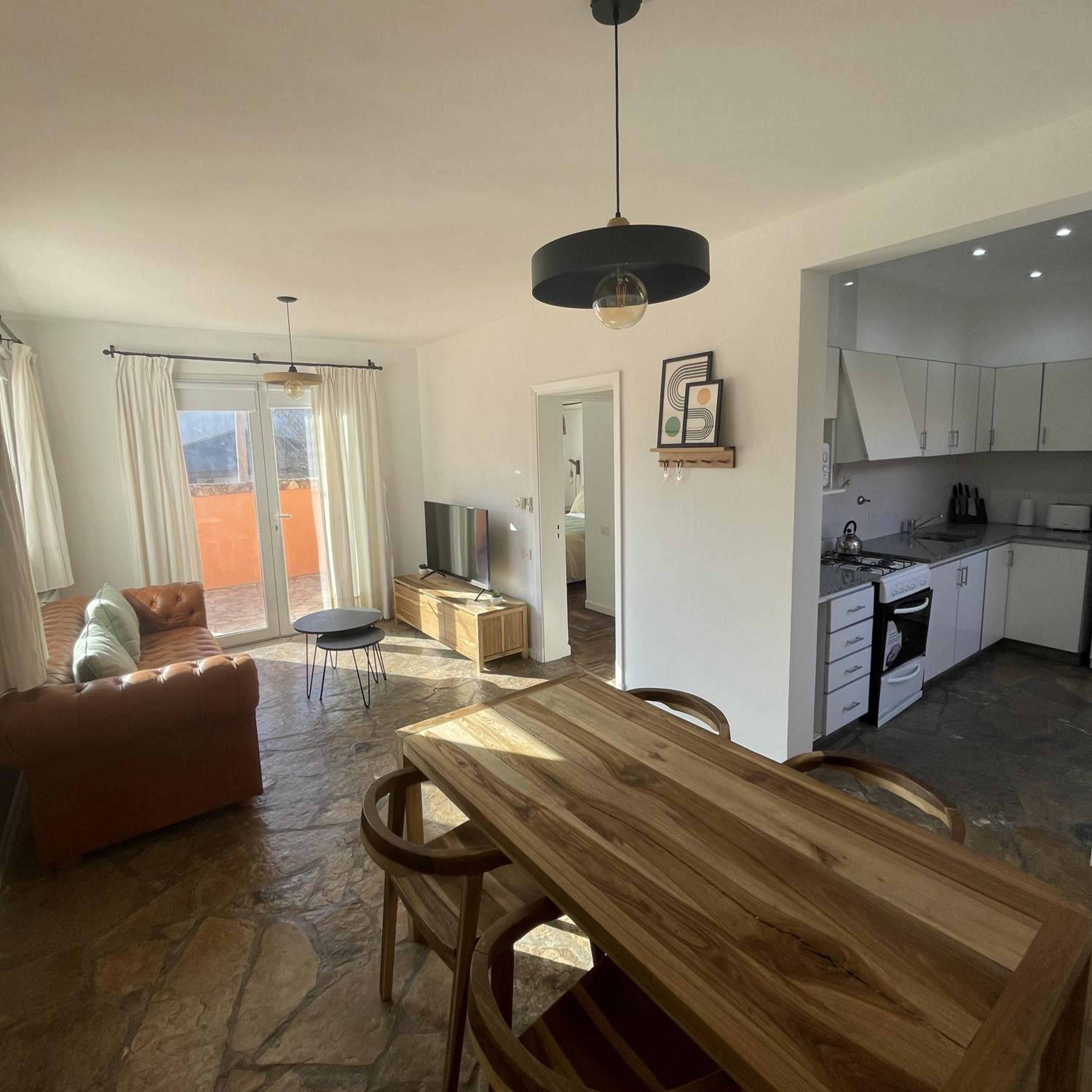 Depto en Lago con Cochera y Parrilla - 3 Ambientes - Tandil