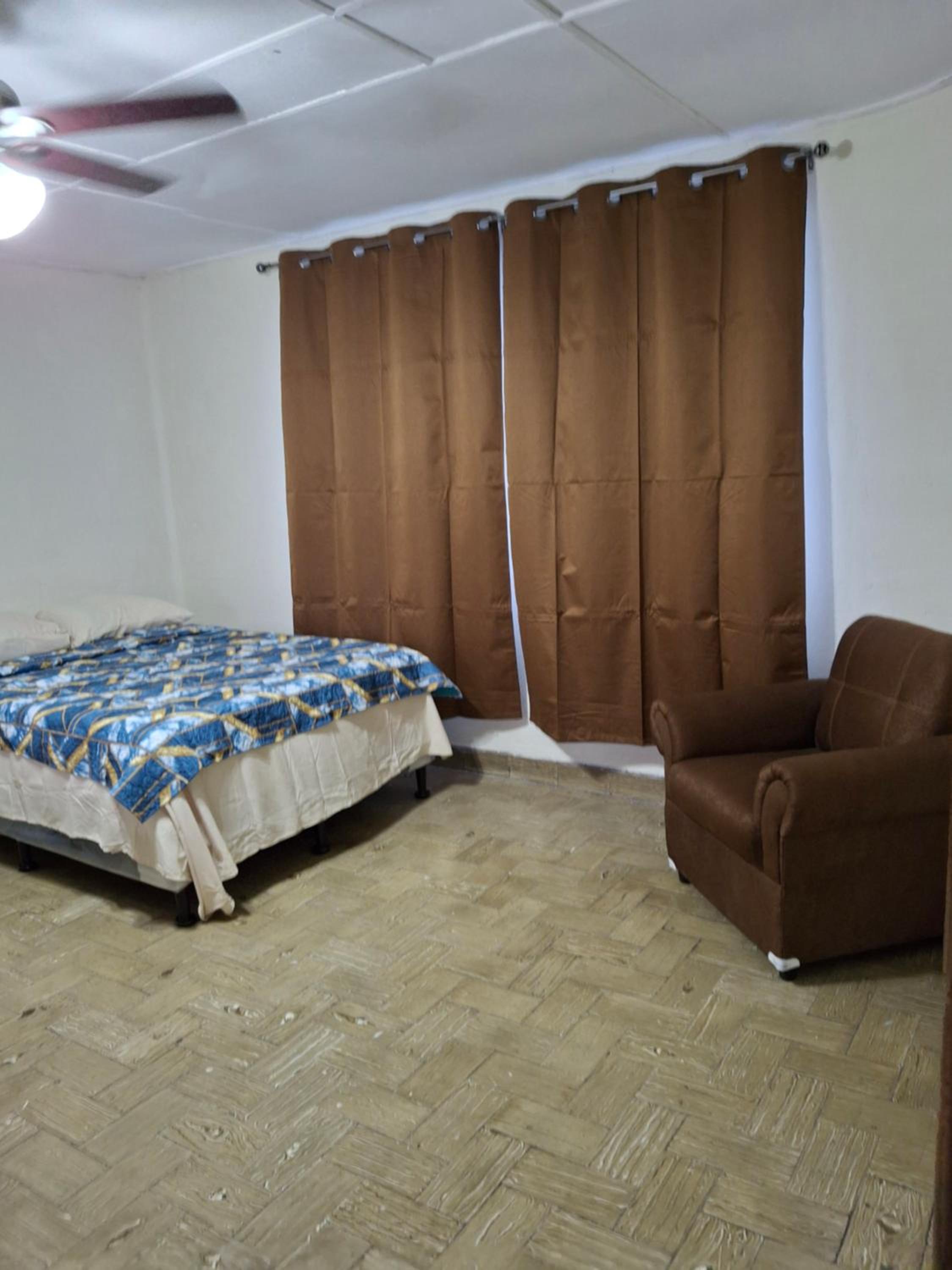 Hostal primaveras Nest habitación 2 view 4