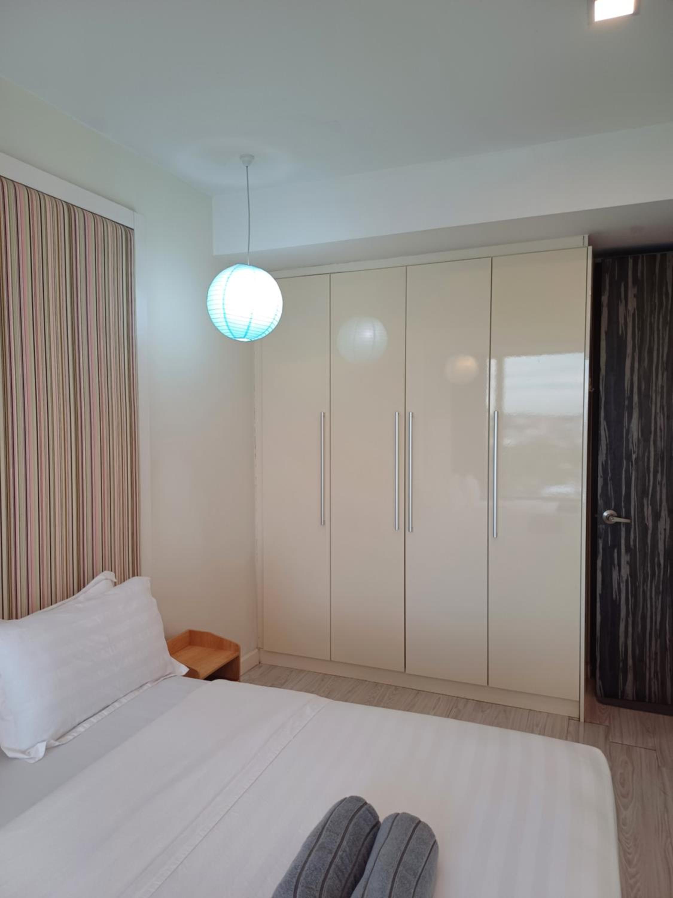 Sky Suites 2BR 2 Baths with Parking photo 5