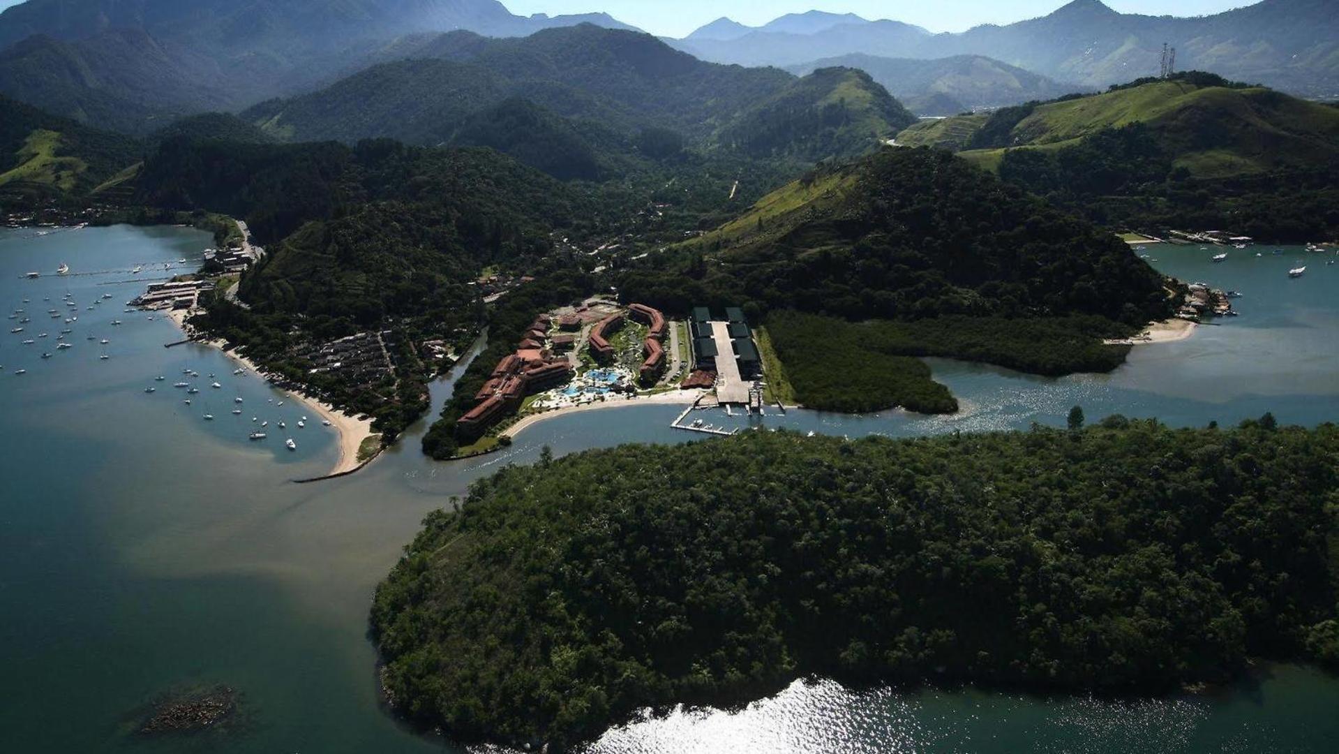 Belíssimo Duplex no Resort Costabella em Angra dos Reis
