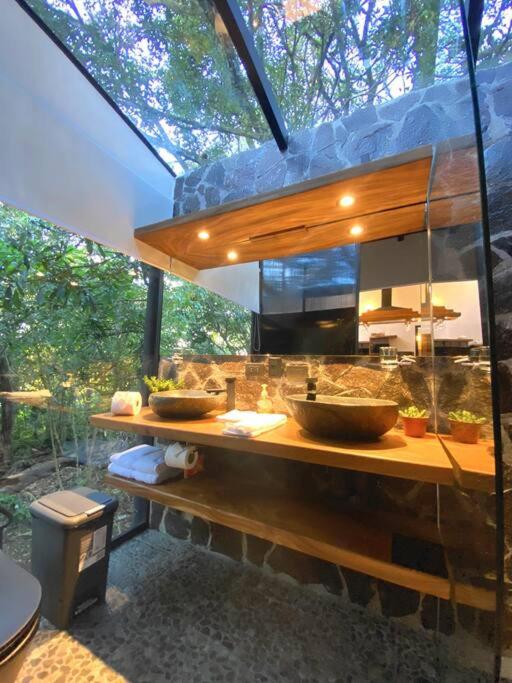 My Amazing Monteverde Black House