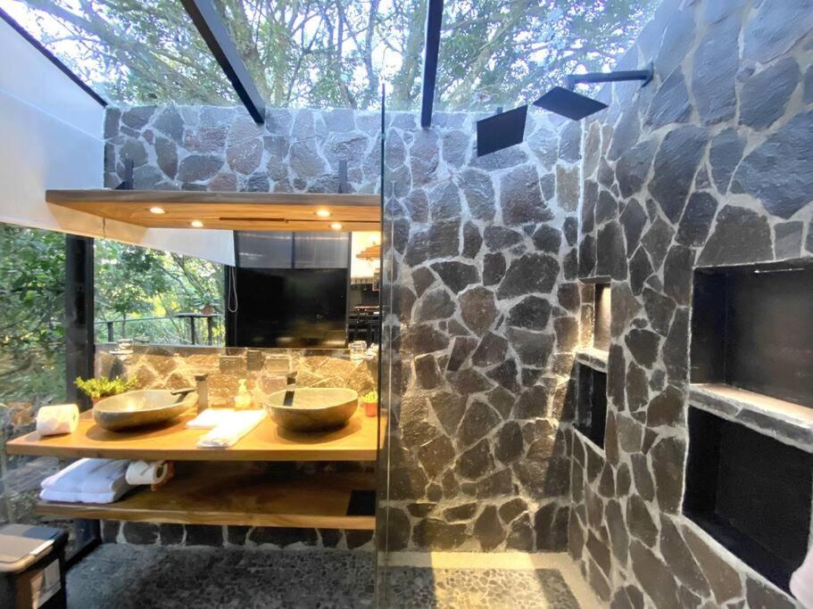 My Amazing Monteverde Black House