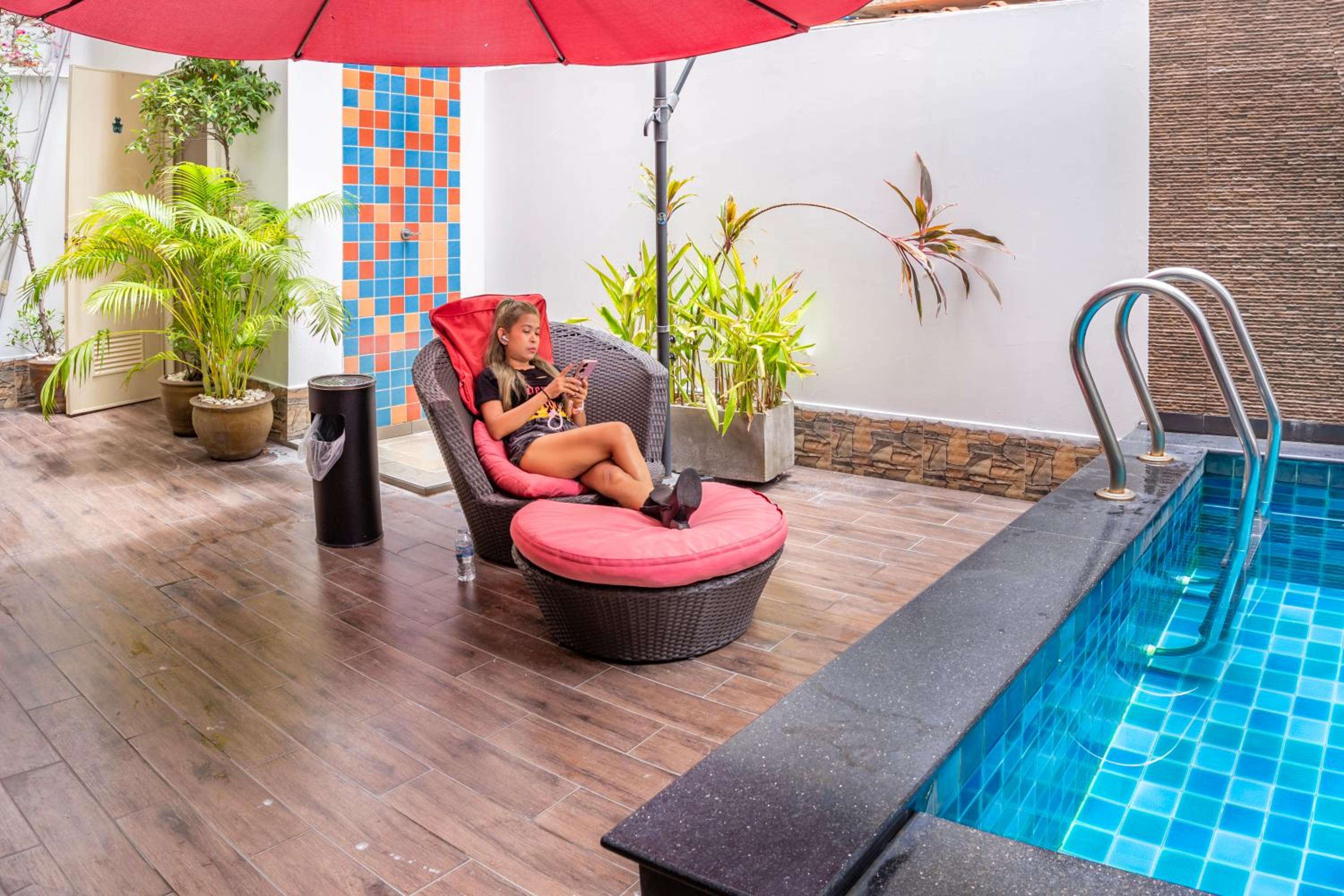 Jomtien Beach Hostel - Soi 7 Prime Spot - 200m to Beach next to Food Market