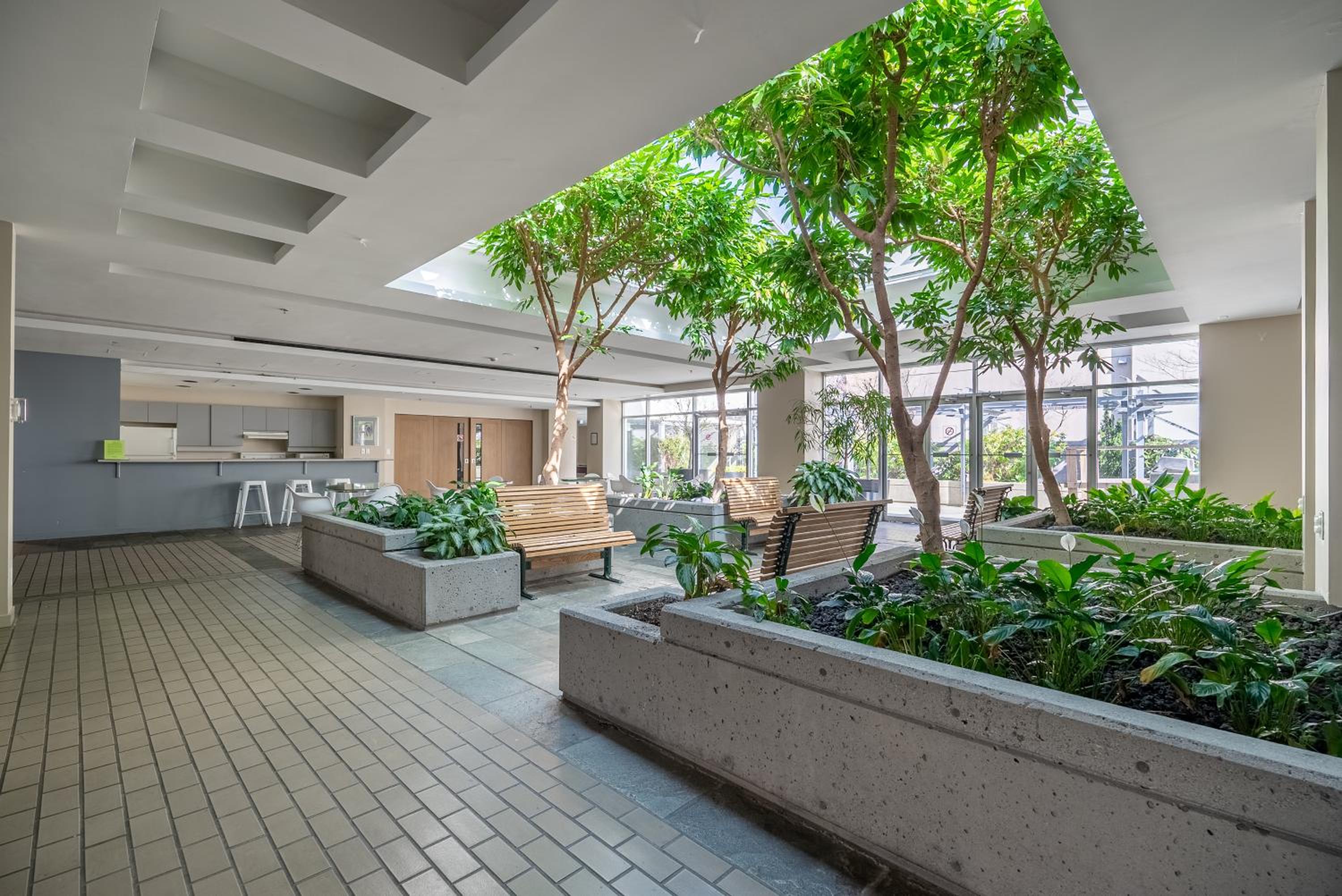 Hotel Yaletown Downtown Center - Image 1