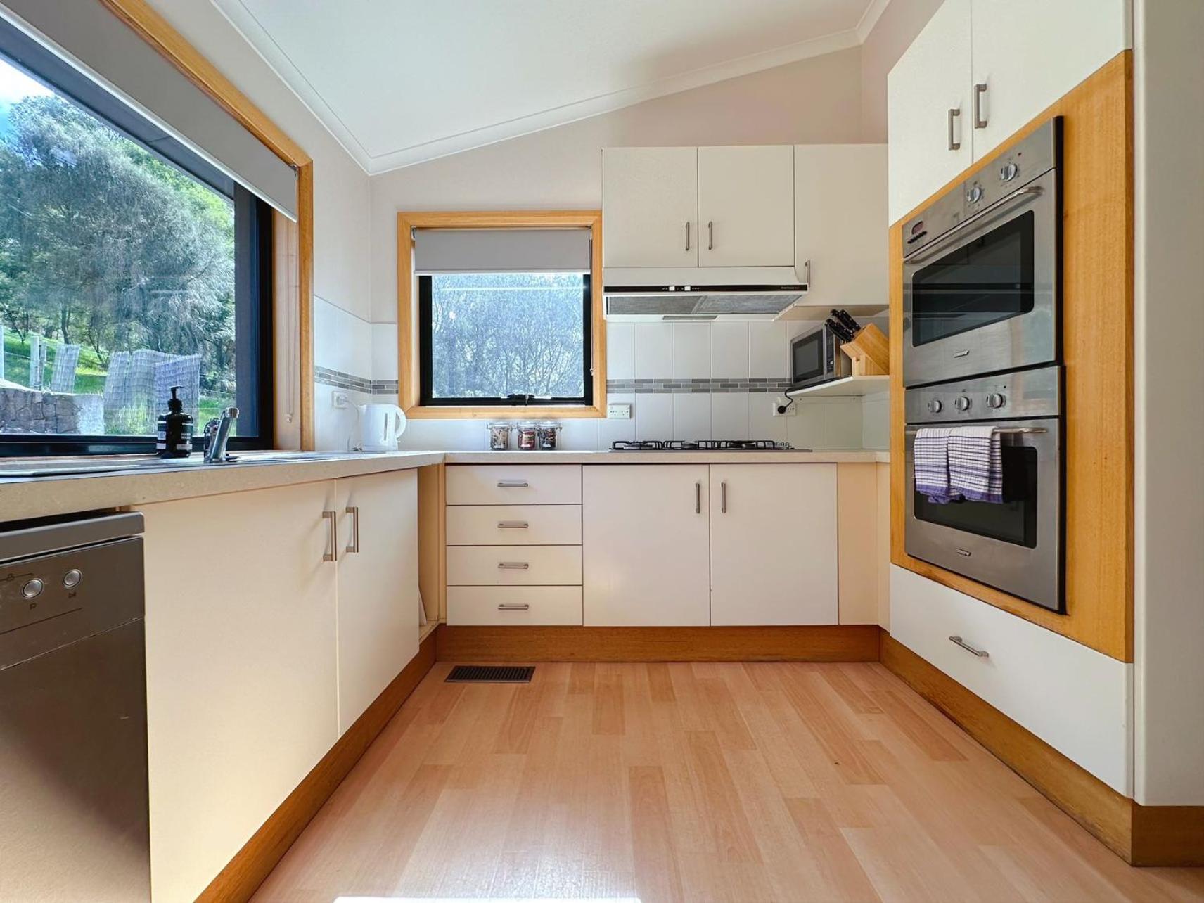 Leura Bayview Retreat - close to CBD&Air port