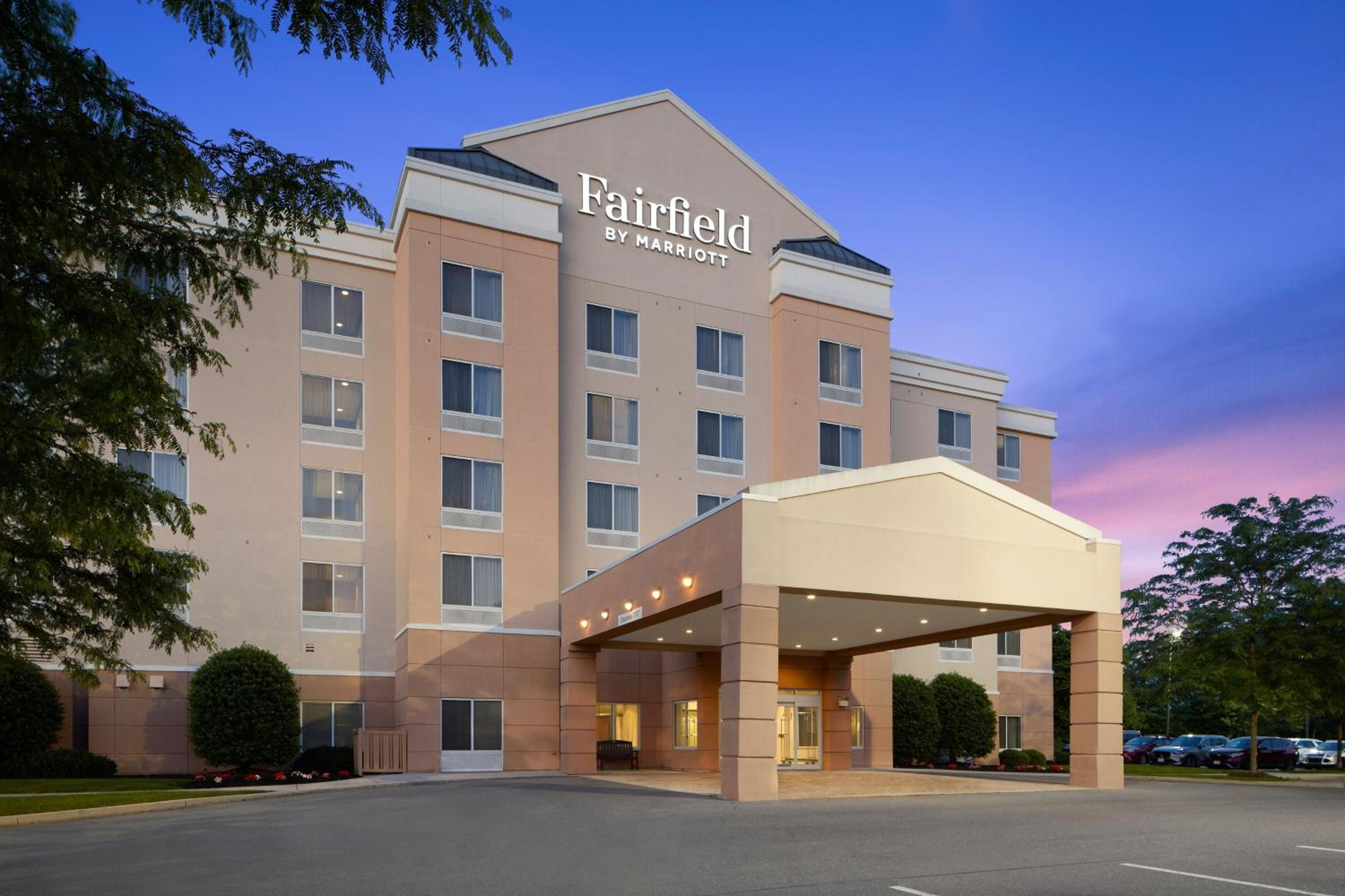 Carlisle Vacations - Fairfield Inn  Suites by Marriott Carlisle - Property Image 10