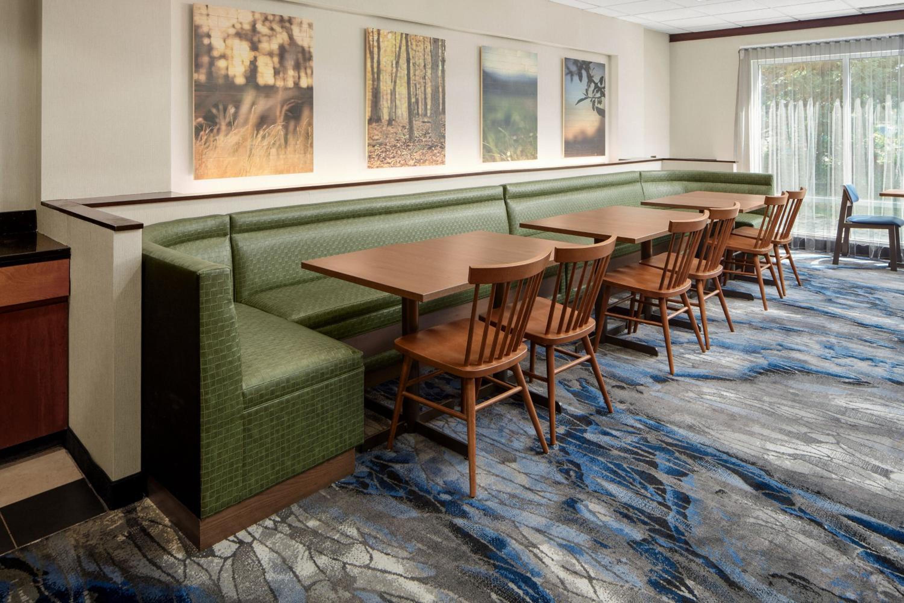 Carlisle Vacations - Fairfield Inn  Suites by Marriott Carlisle - Property Image 17