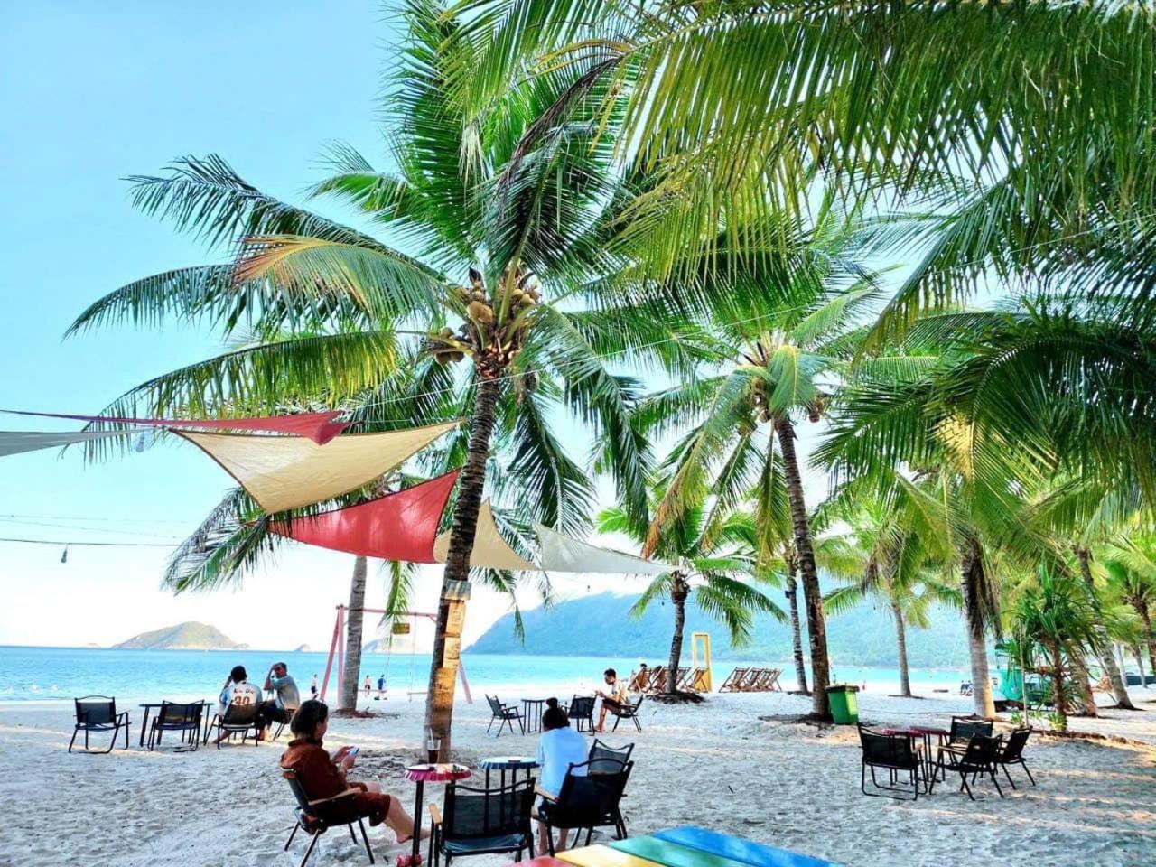 Tan Son Nhat Con Dao Resort