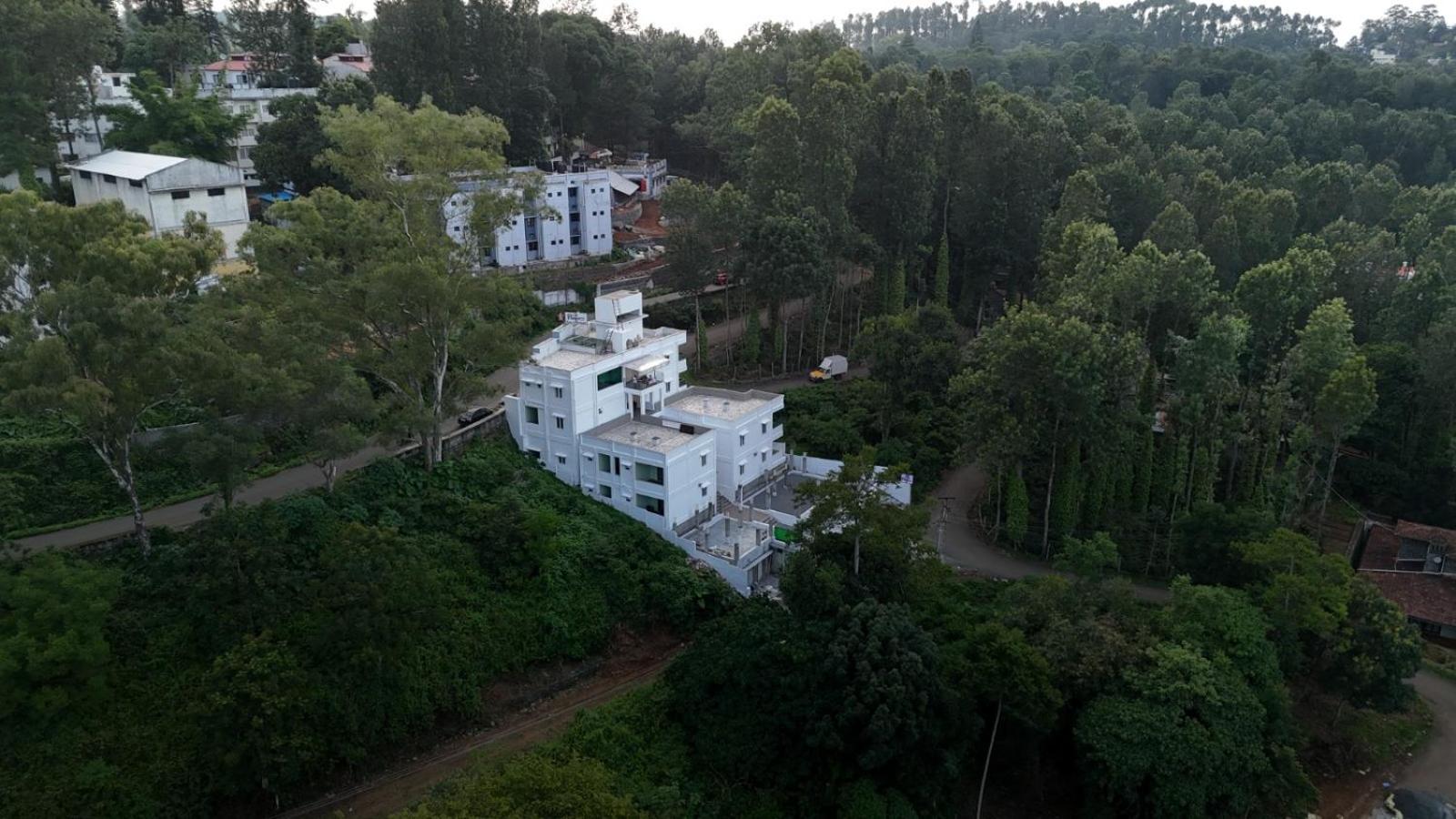 Hotel Peppers view 2