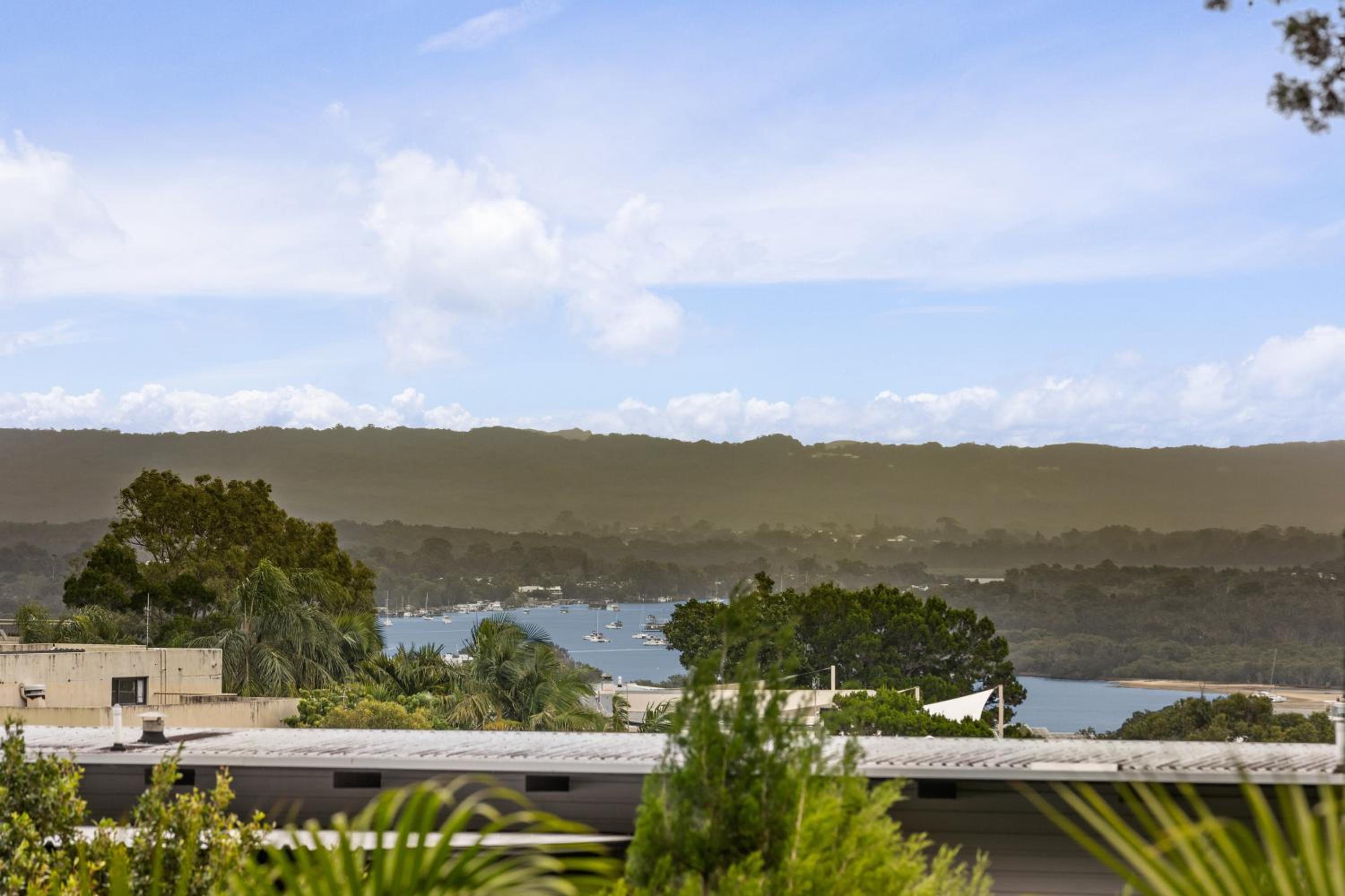 Picture Point 2 - 500m to Hastings St & Noosa Beach