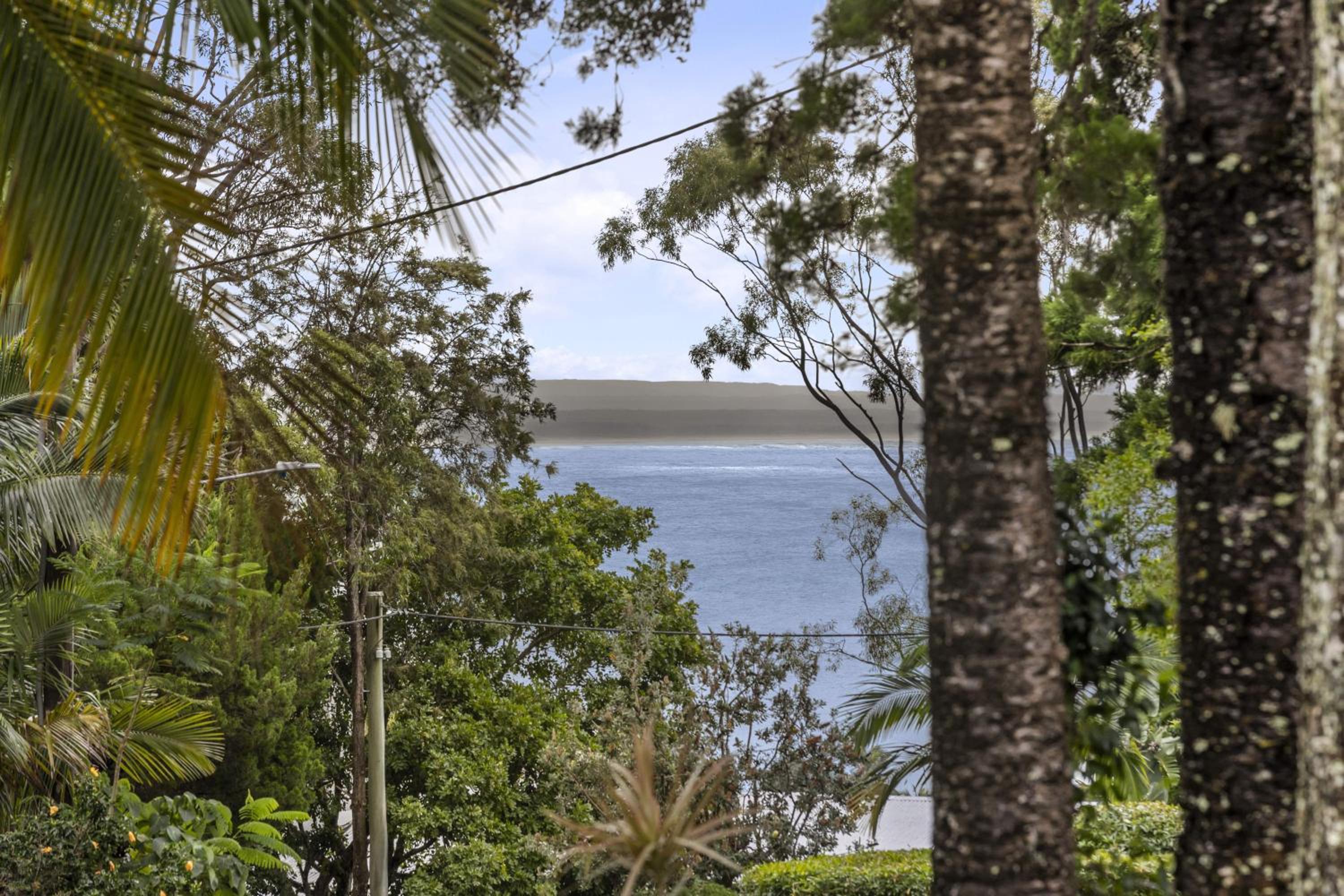 Picture Point 2 - 500m to Hastings St & Noosa Beach