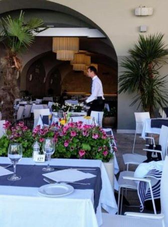 Palace La Strada - Superior Family Apartment - Luxury Holiday - Old Town Dubrovnik