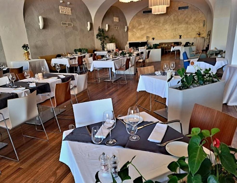 Palace La Strada - Superior Family Apartment - Luxury Holiday - Old Town Dubrovnik